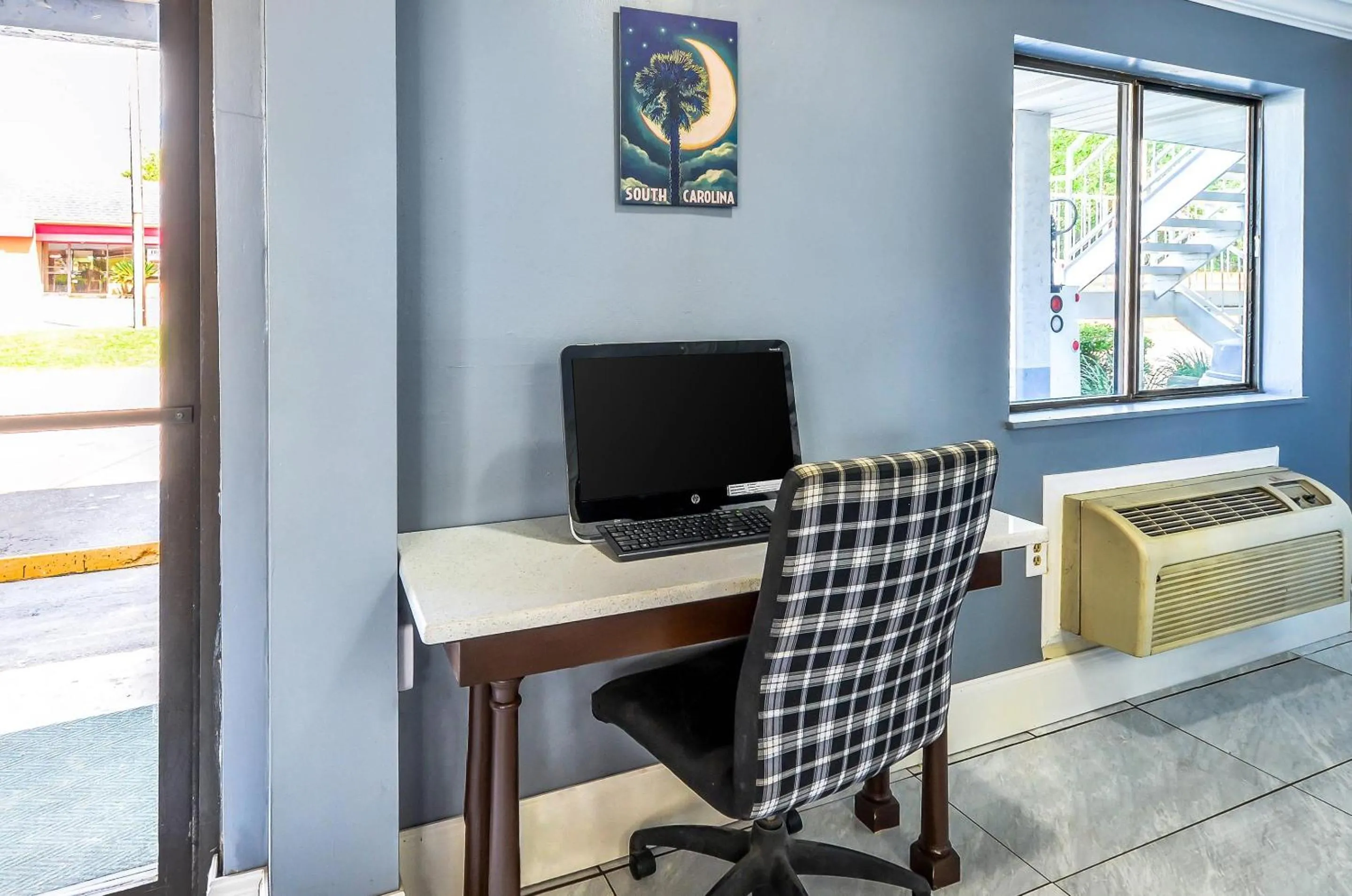 Business facilities in Rodeway Inn North Charleston - Ashley Phosphate