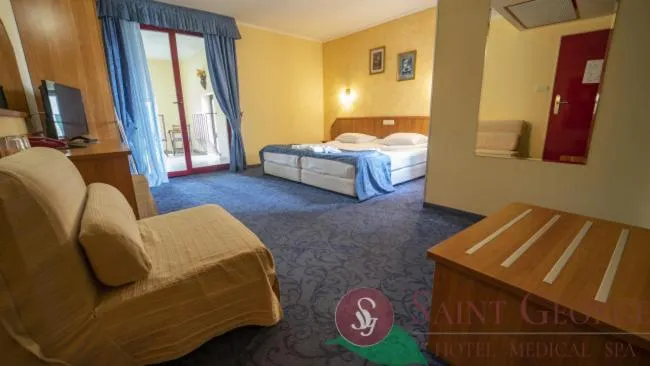 Bedroom, Bed in Saint George Hotel & Medical Spa