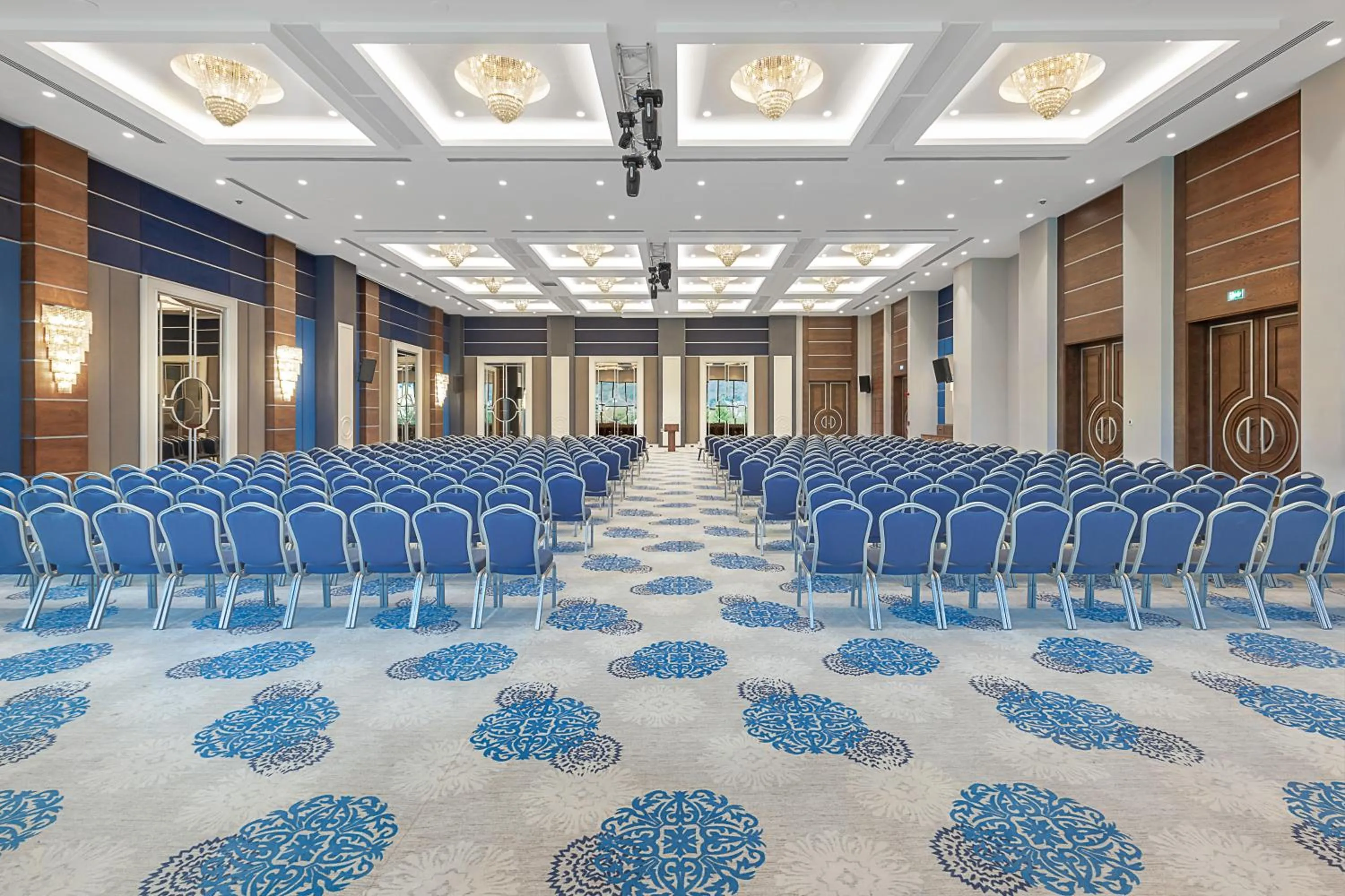 Business facilities in Dedeman Tokat