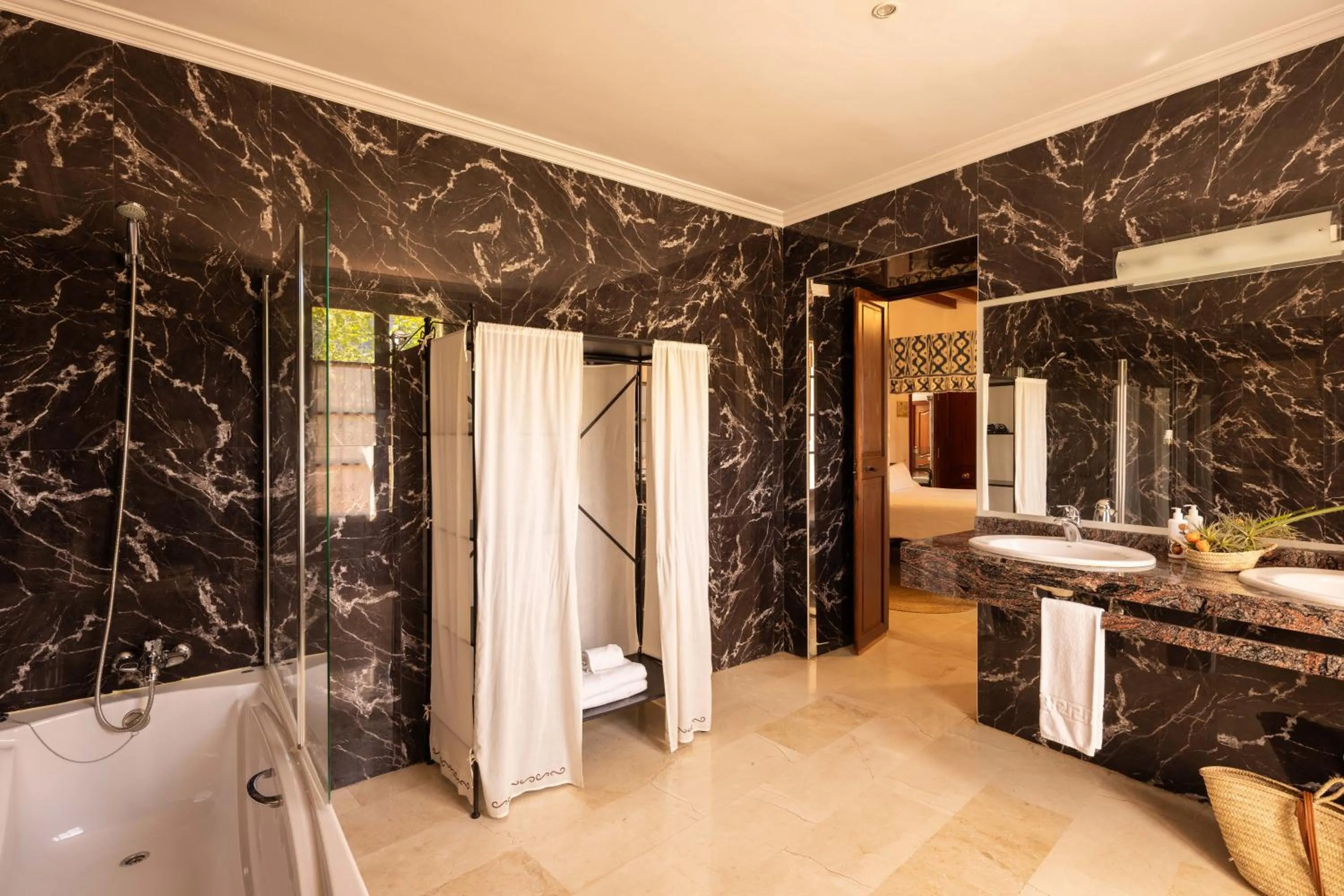 Bathroom in Agroturismo Son Galceran