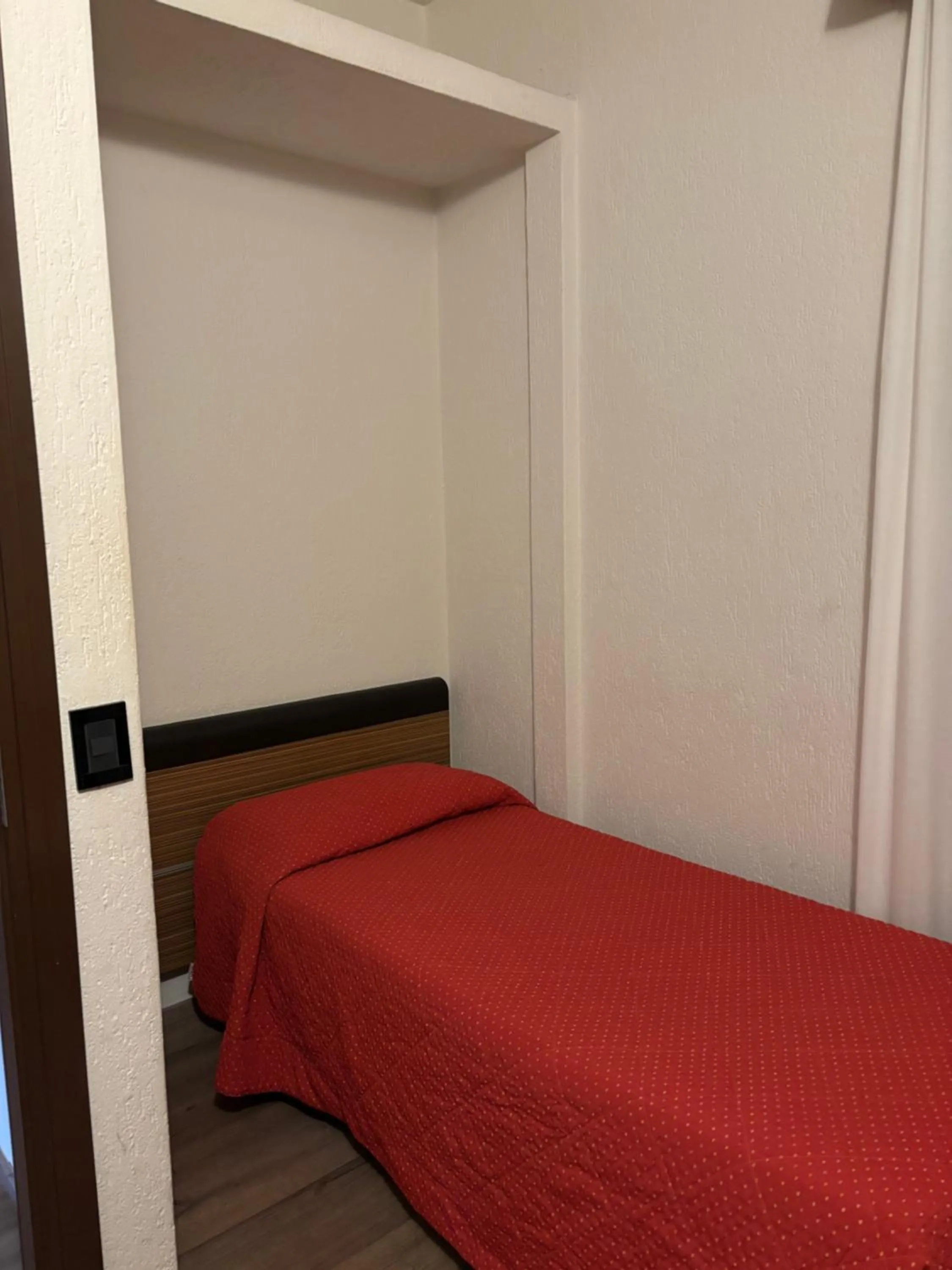 Bed in Albergo Valle d'Oro