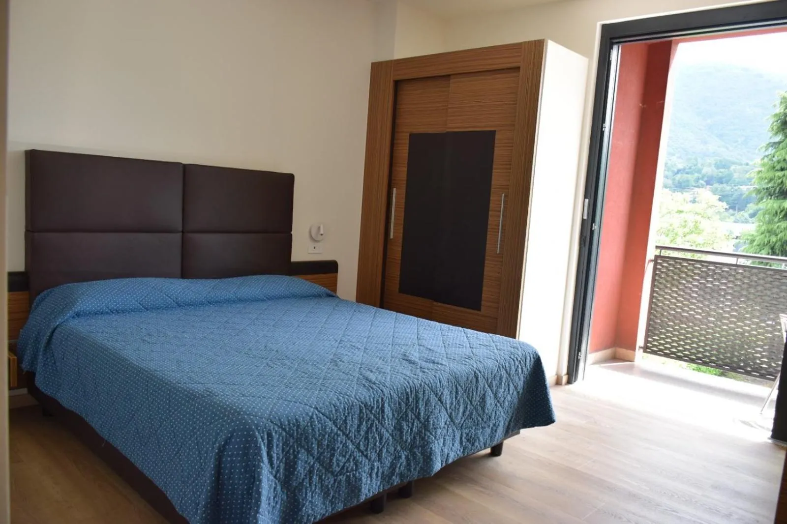 Bed in Albergo Valle d'Oro