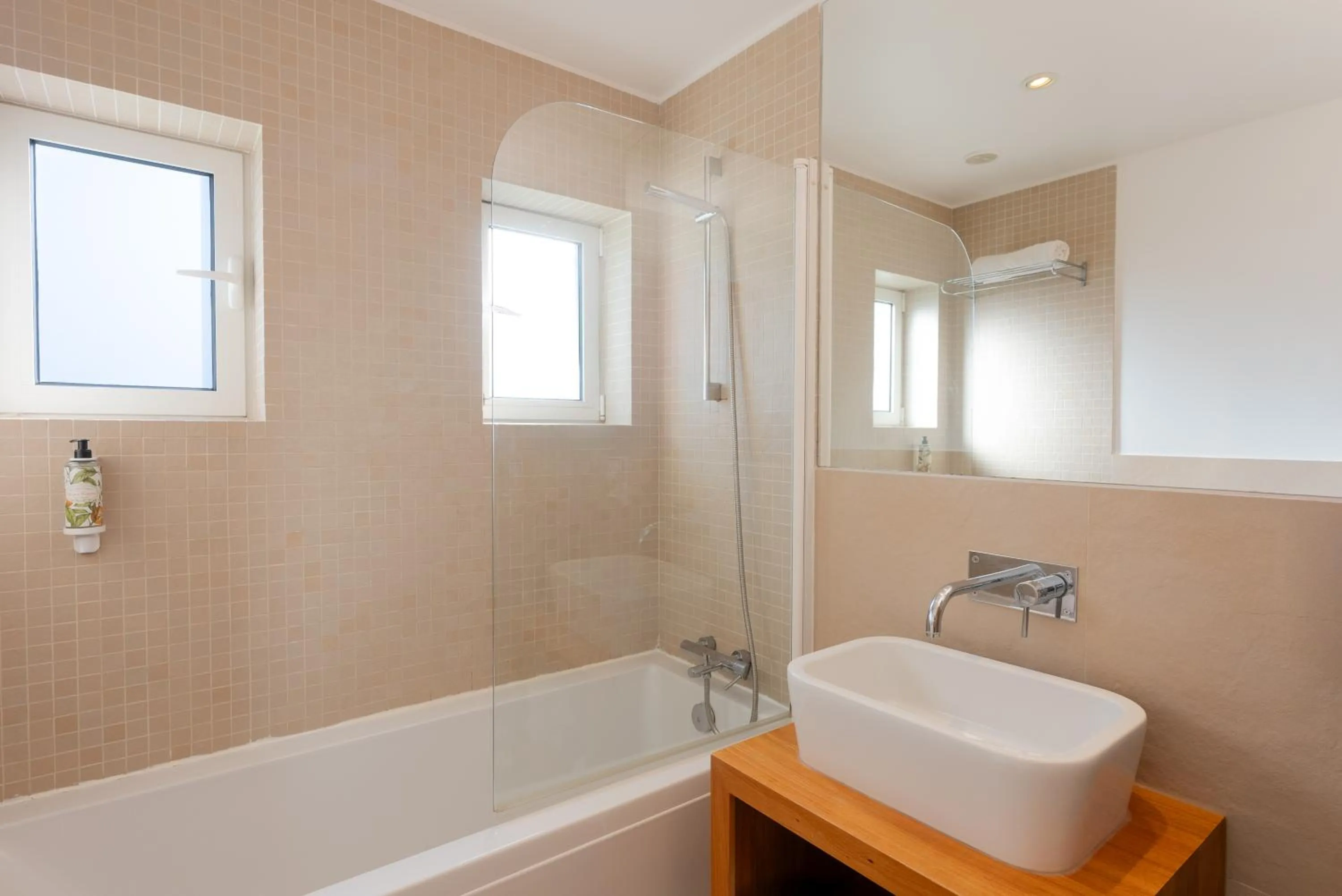 Eden Villas & Apartments