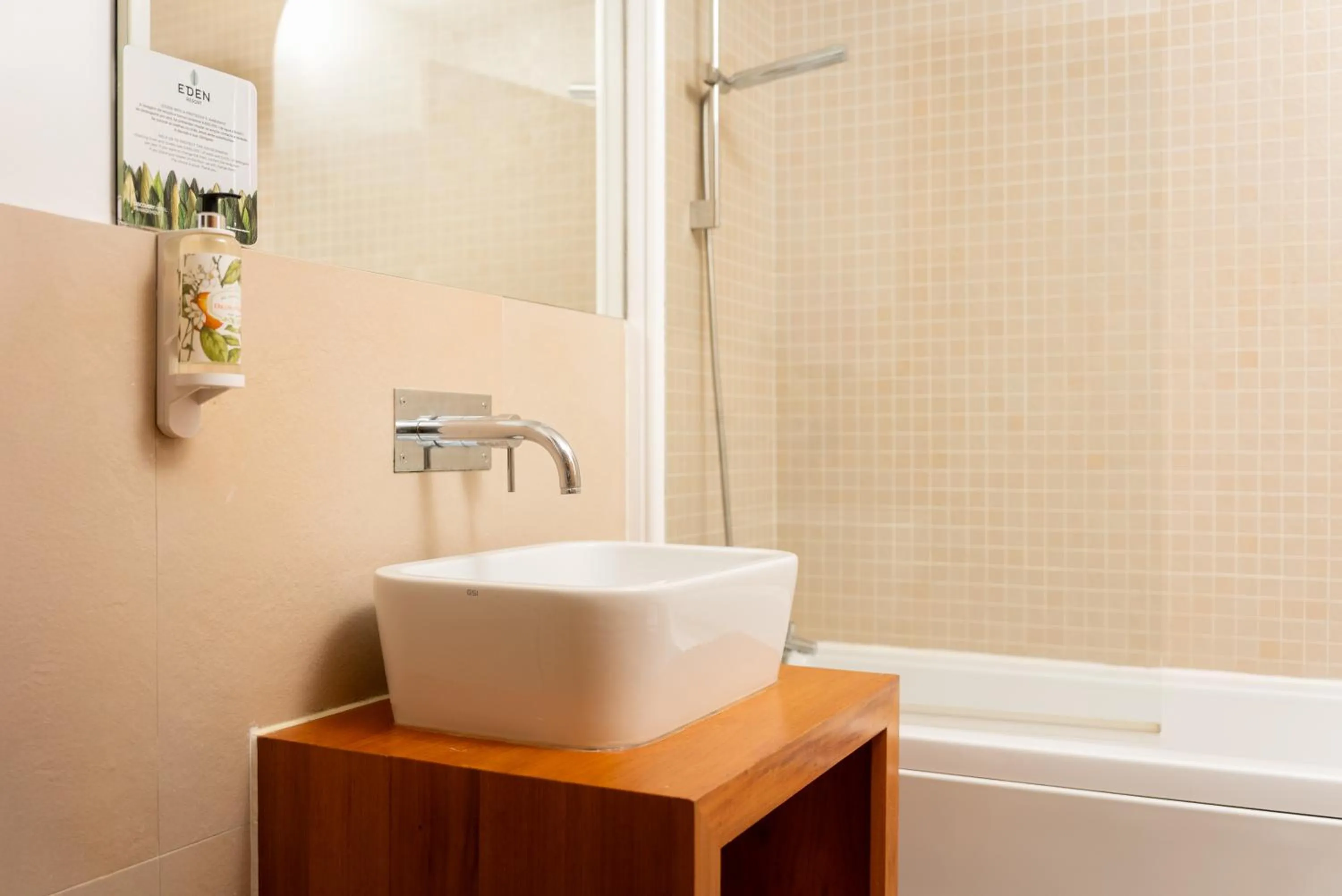 Eden Villas & Apartments