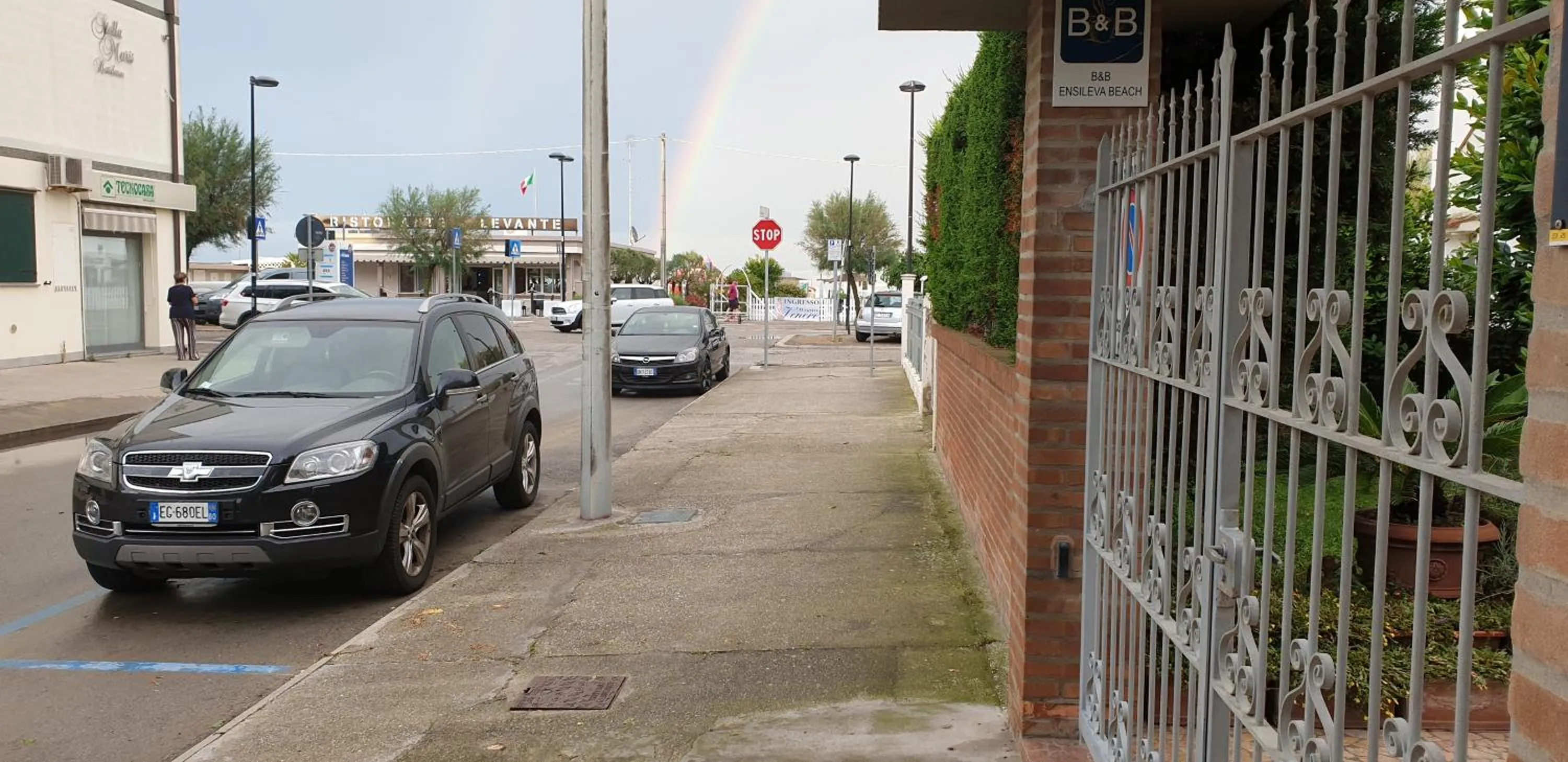 Neighbourhood in B&B ENSILEVA BEACH