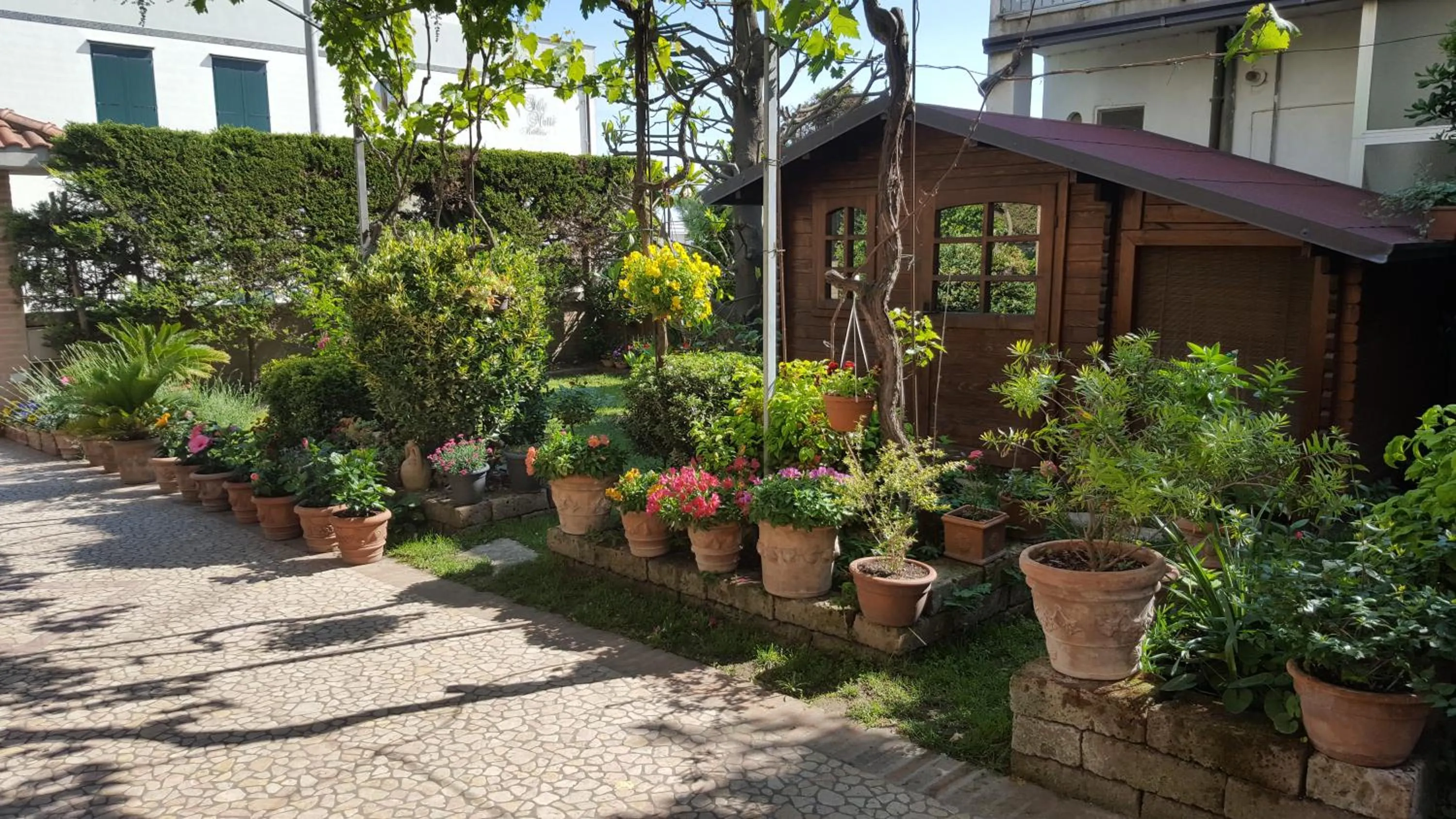 Property building in B&B ENSILEVA BEACH