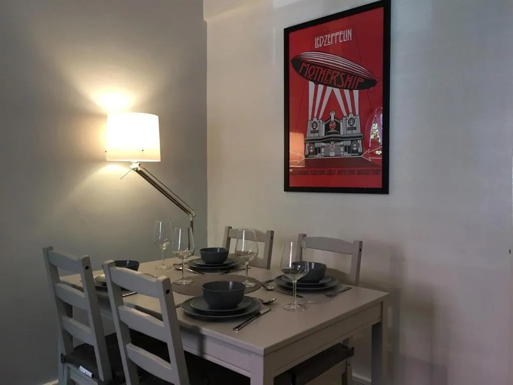 Dining area in Marble Apartments Effra Court