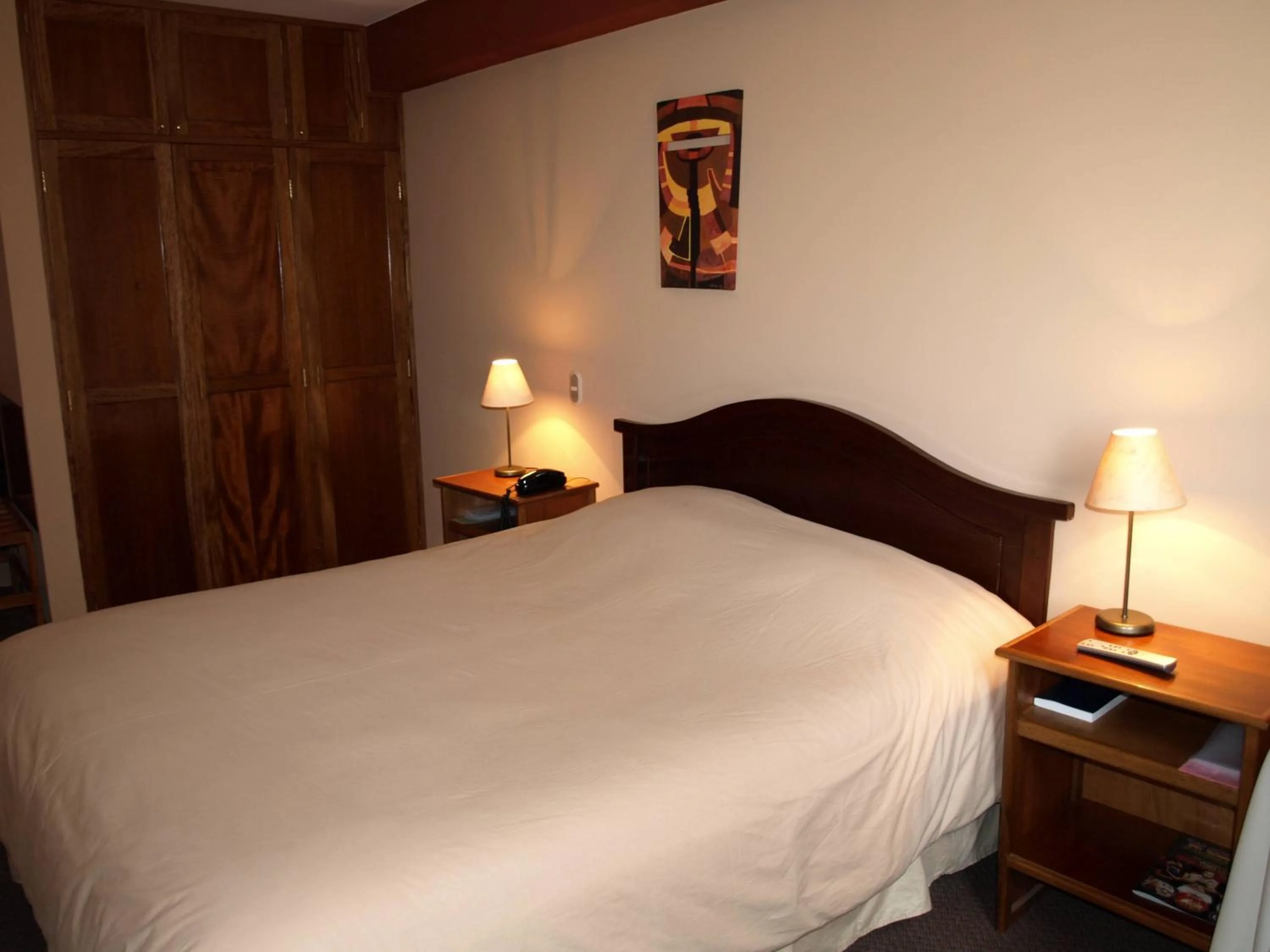 Bed in Qelqatani Hotel