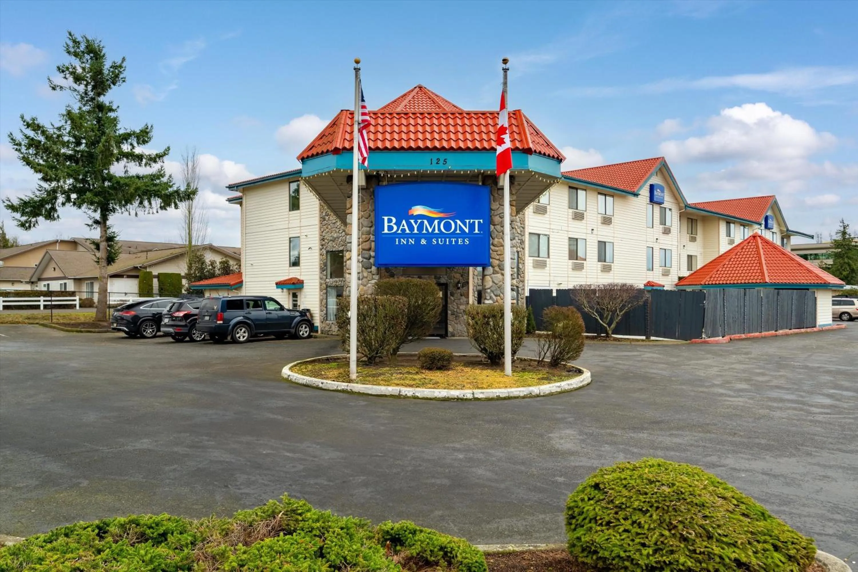 Property building in Baymont INN & Suites by Wyndham