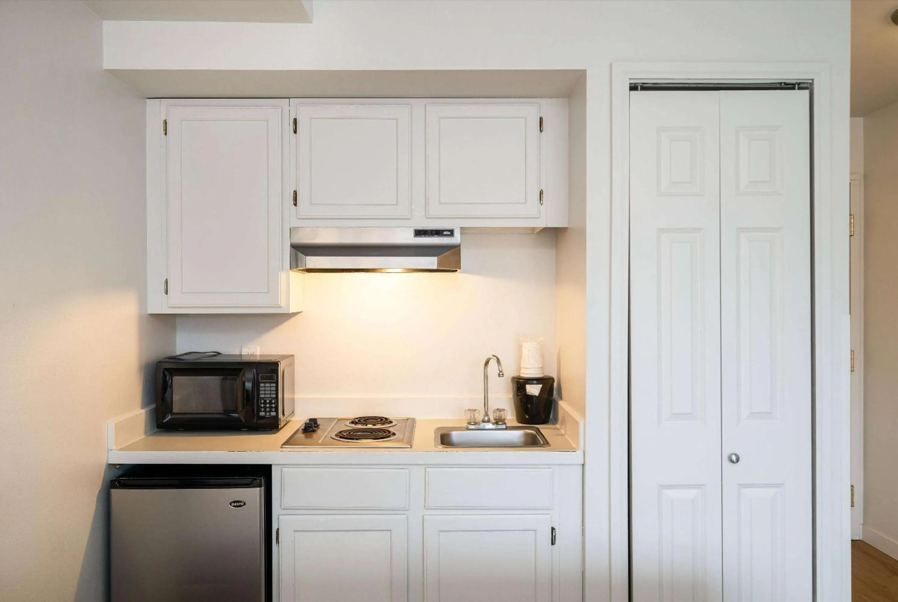 Photo of the whole room in Baymont INN & Suites by Wyndham