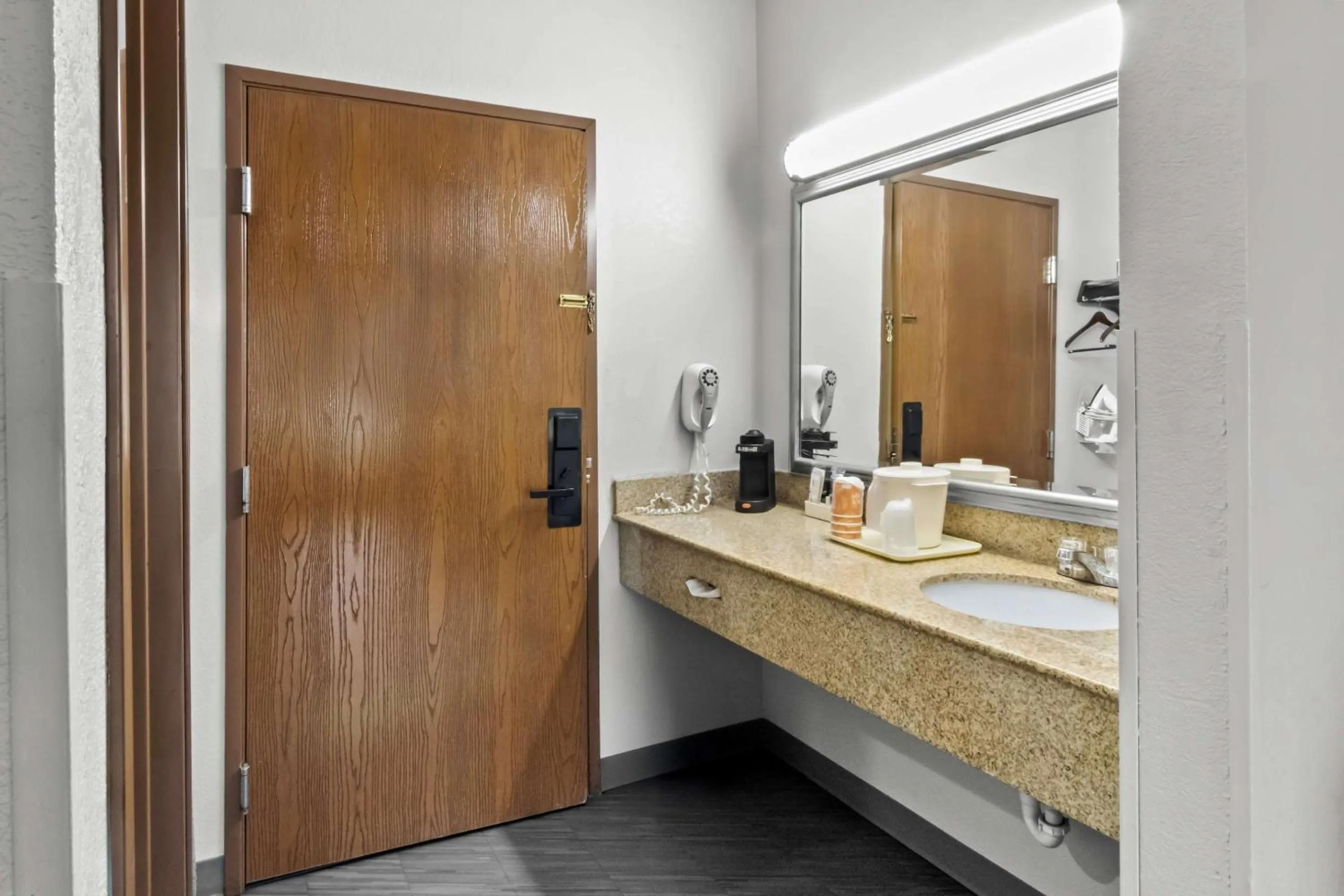 Bedroom in Quality Inn & Suites CVG Airport