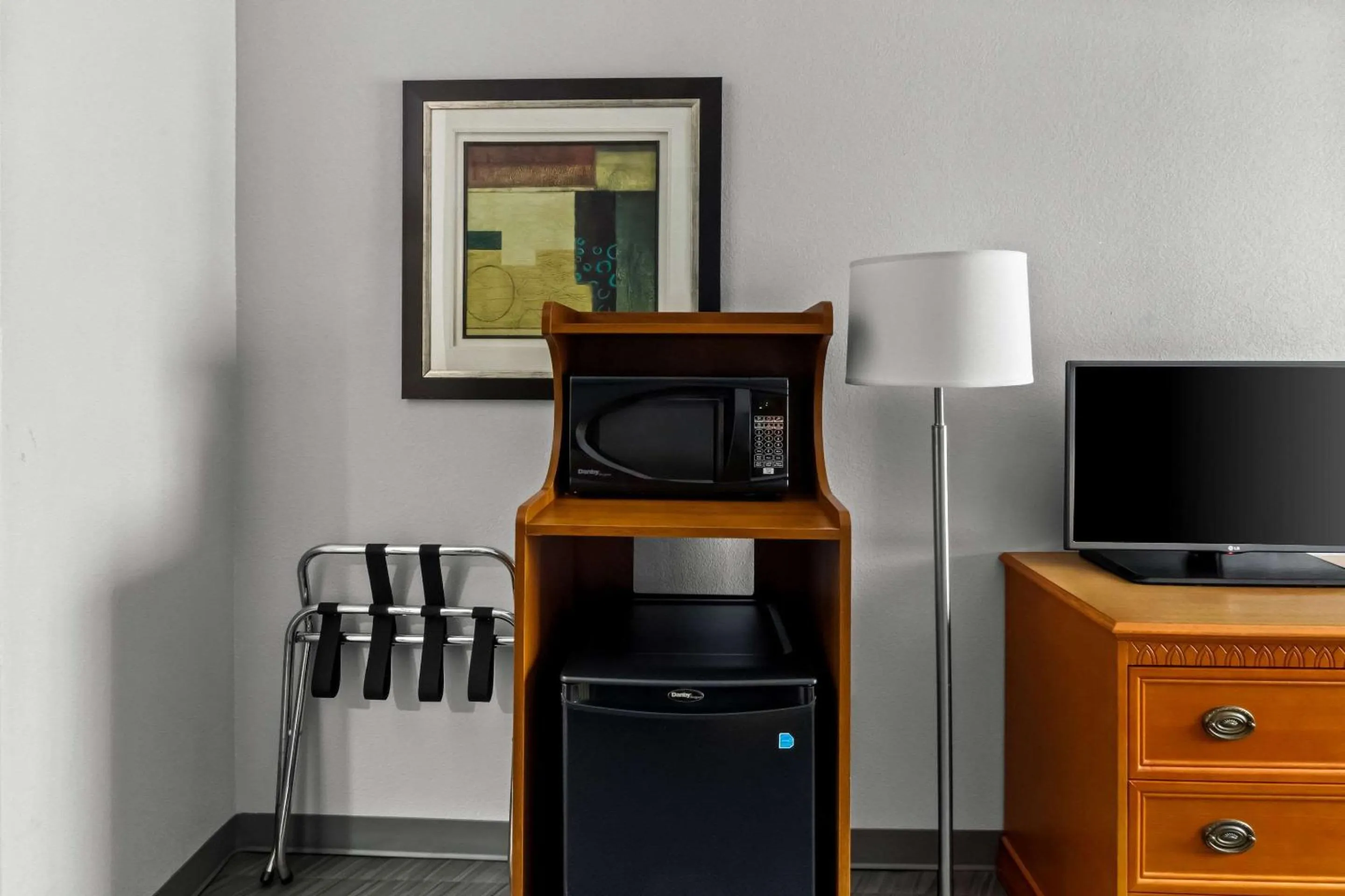 Bedroom in Quality Inn & Suites CVG Airport