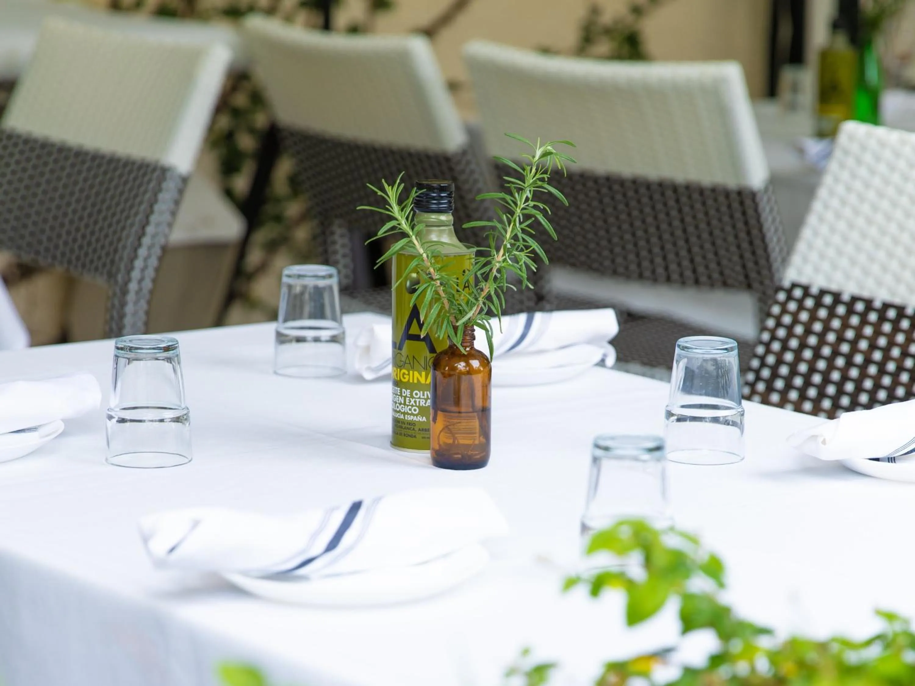 Restaurant/places to eat in Kimpton Angler’s Hotel South Beach by IHG