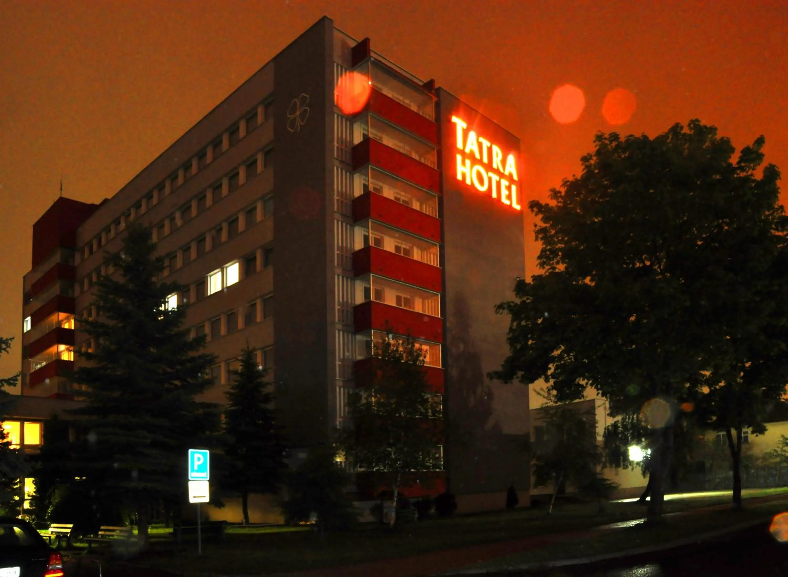 Facade/entrance in Tatra Hotel