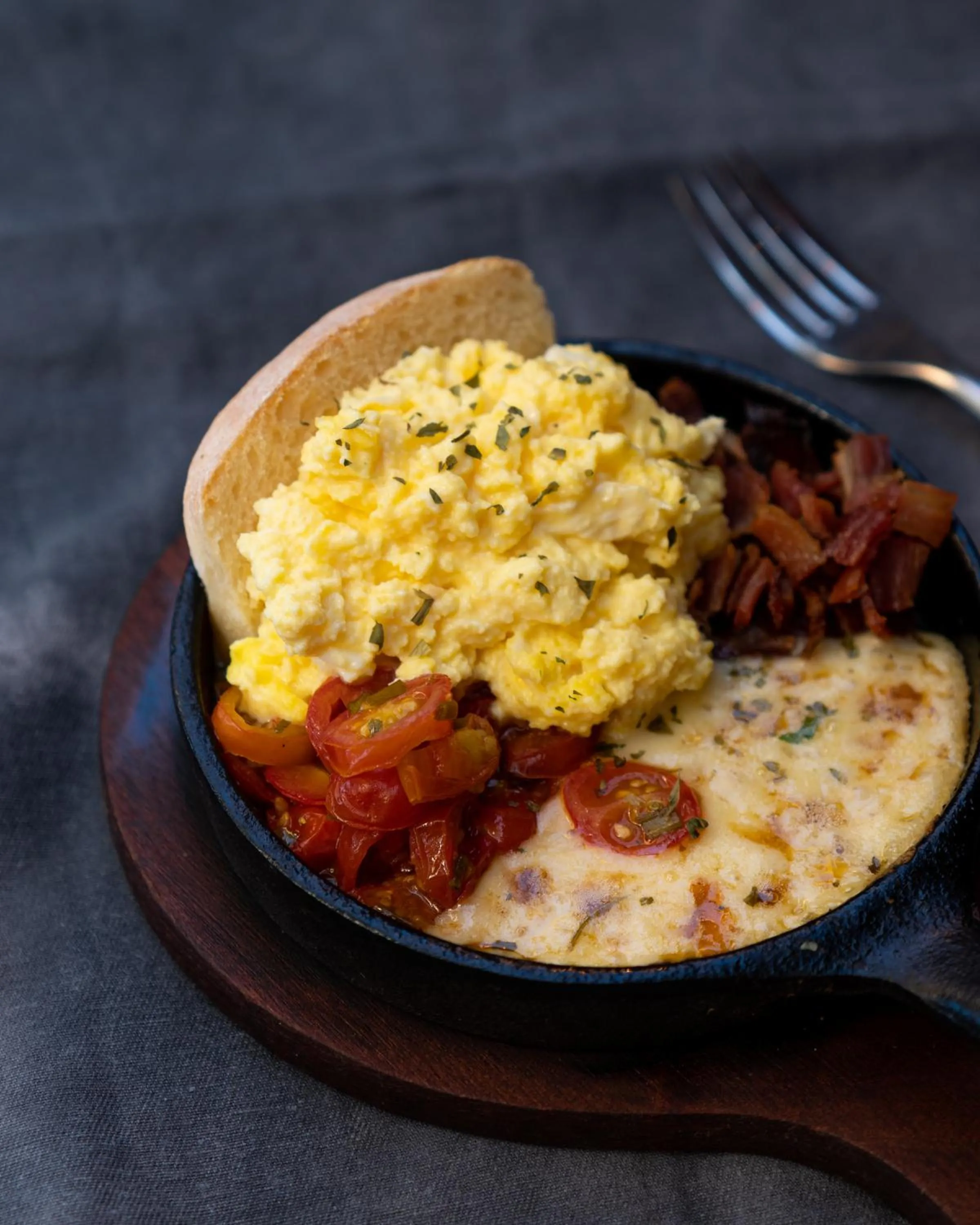 Breakfast in Peninsula Petit