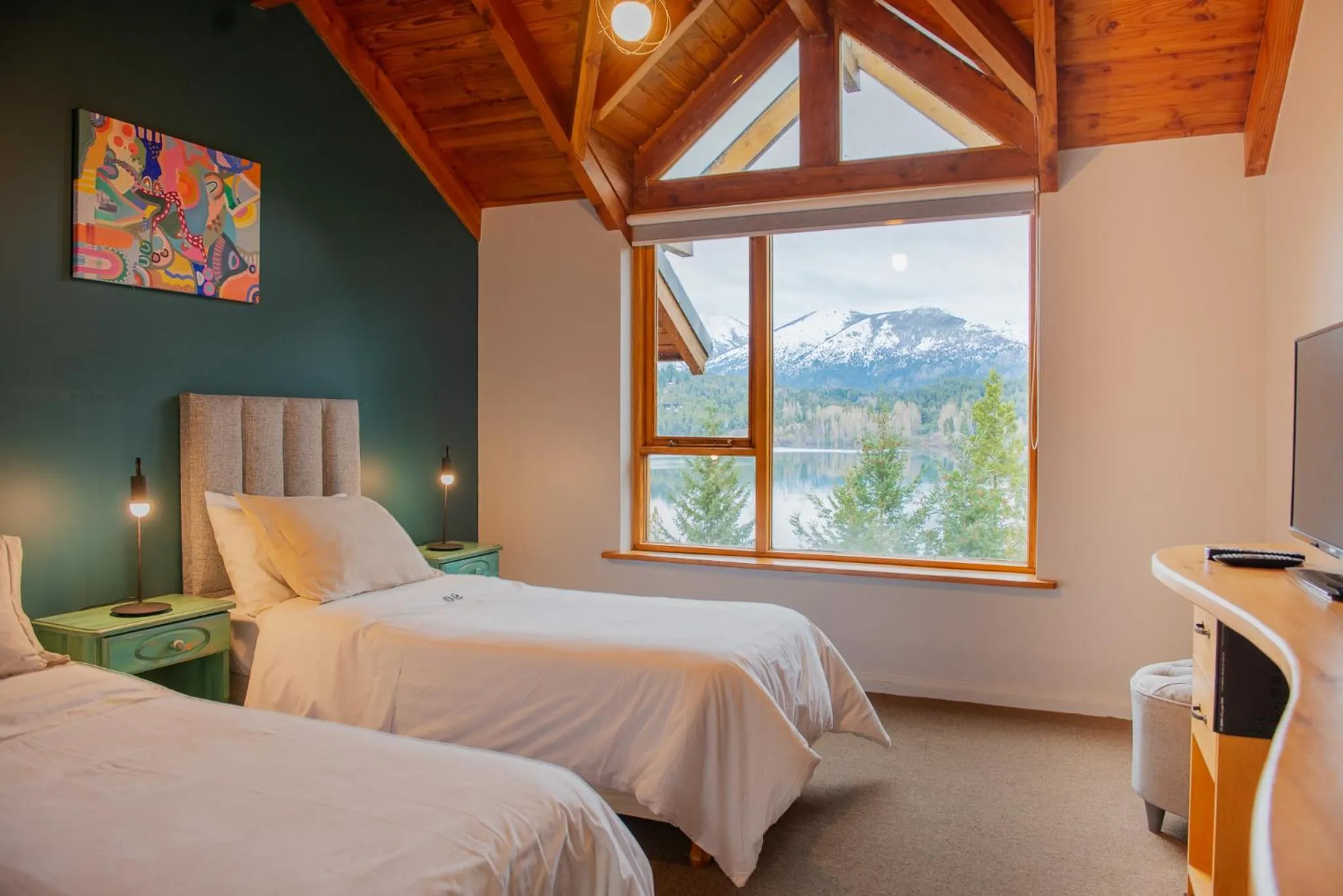 Bed in Peninsula Petit