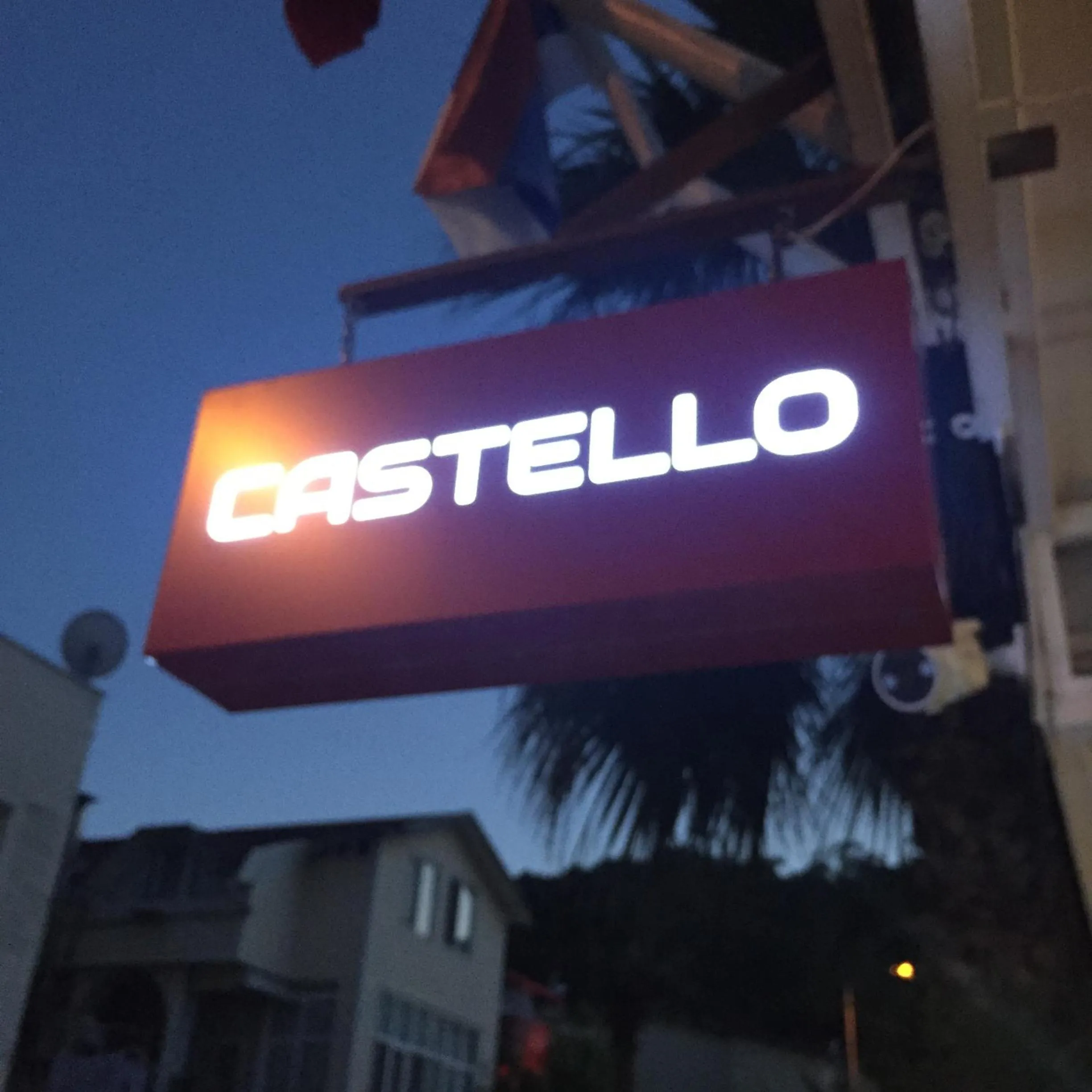 Castello Hotel & Aparts