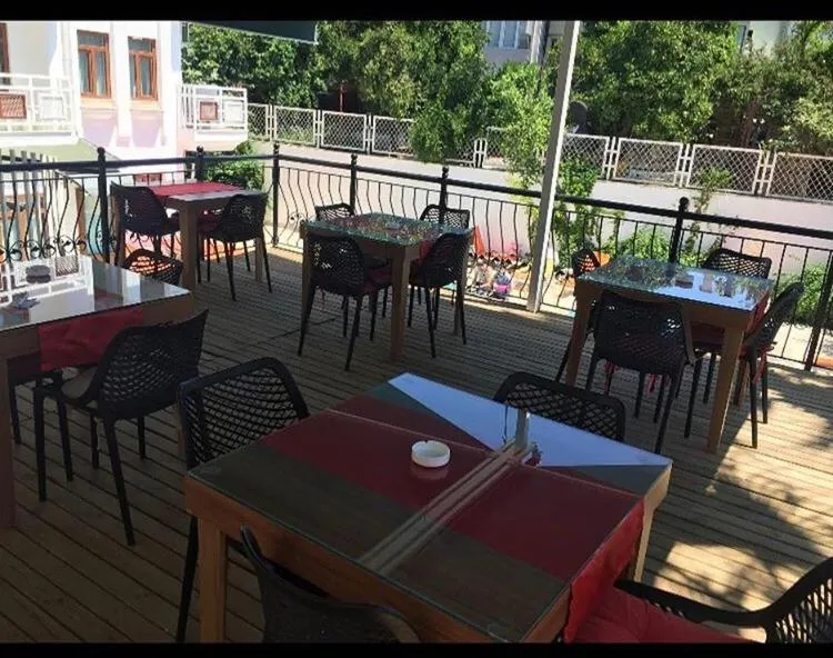 Castello Hotel & Aparts