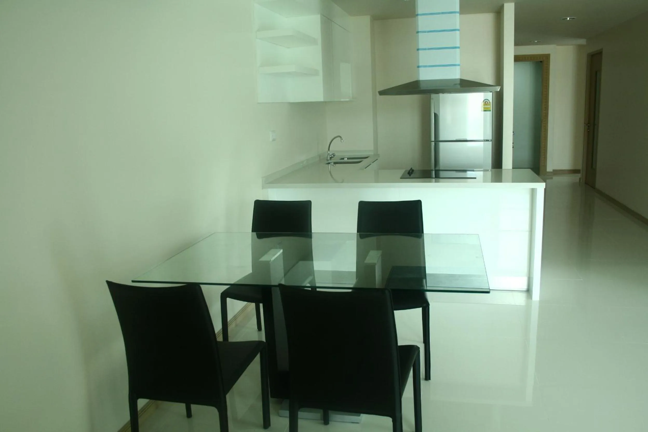 Dining area in The Baycliff Residences