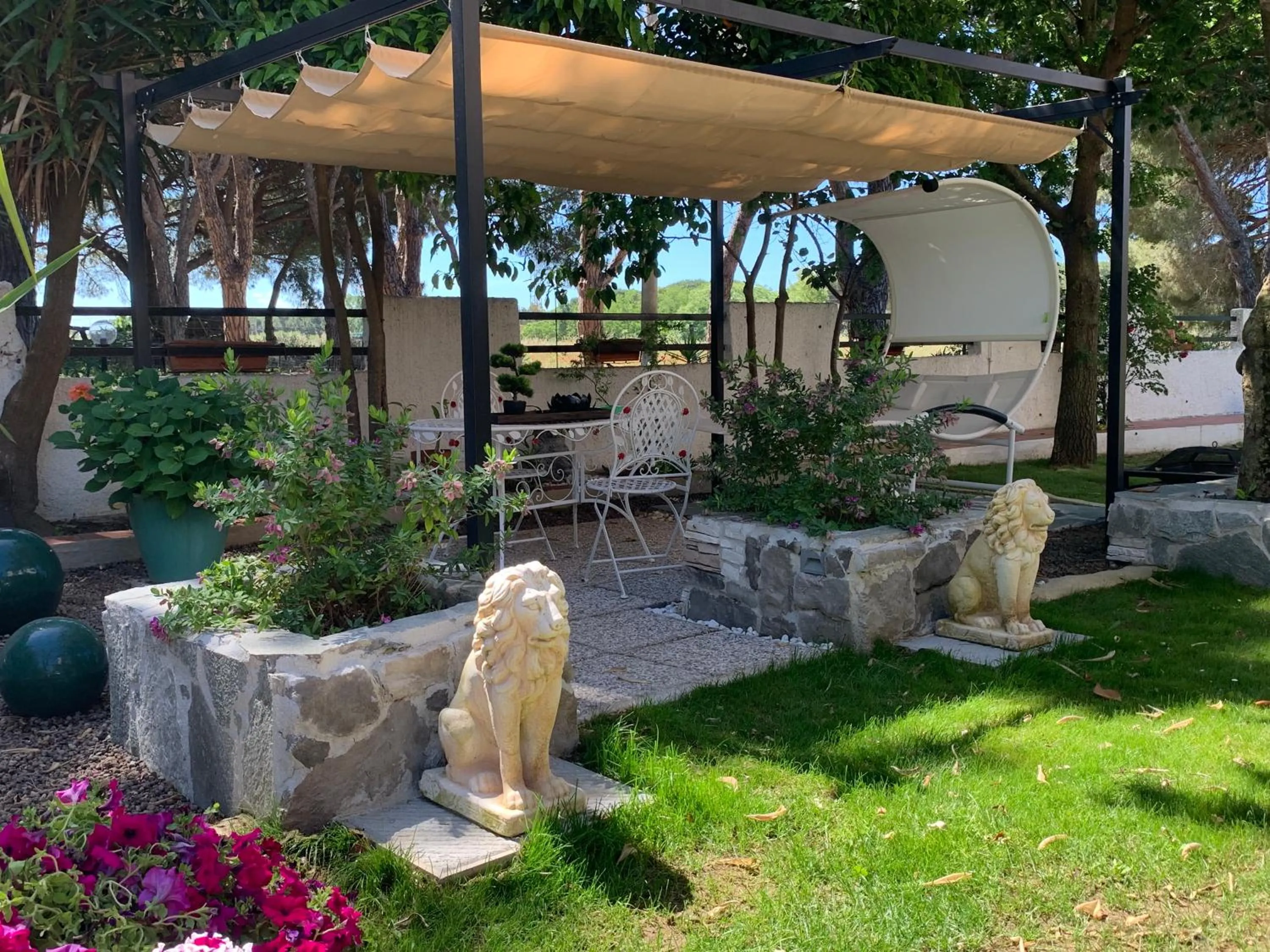 Spring in Villa Isabella