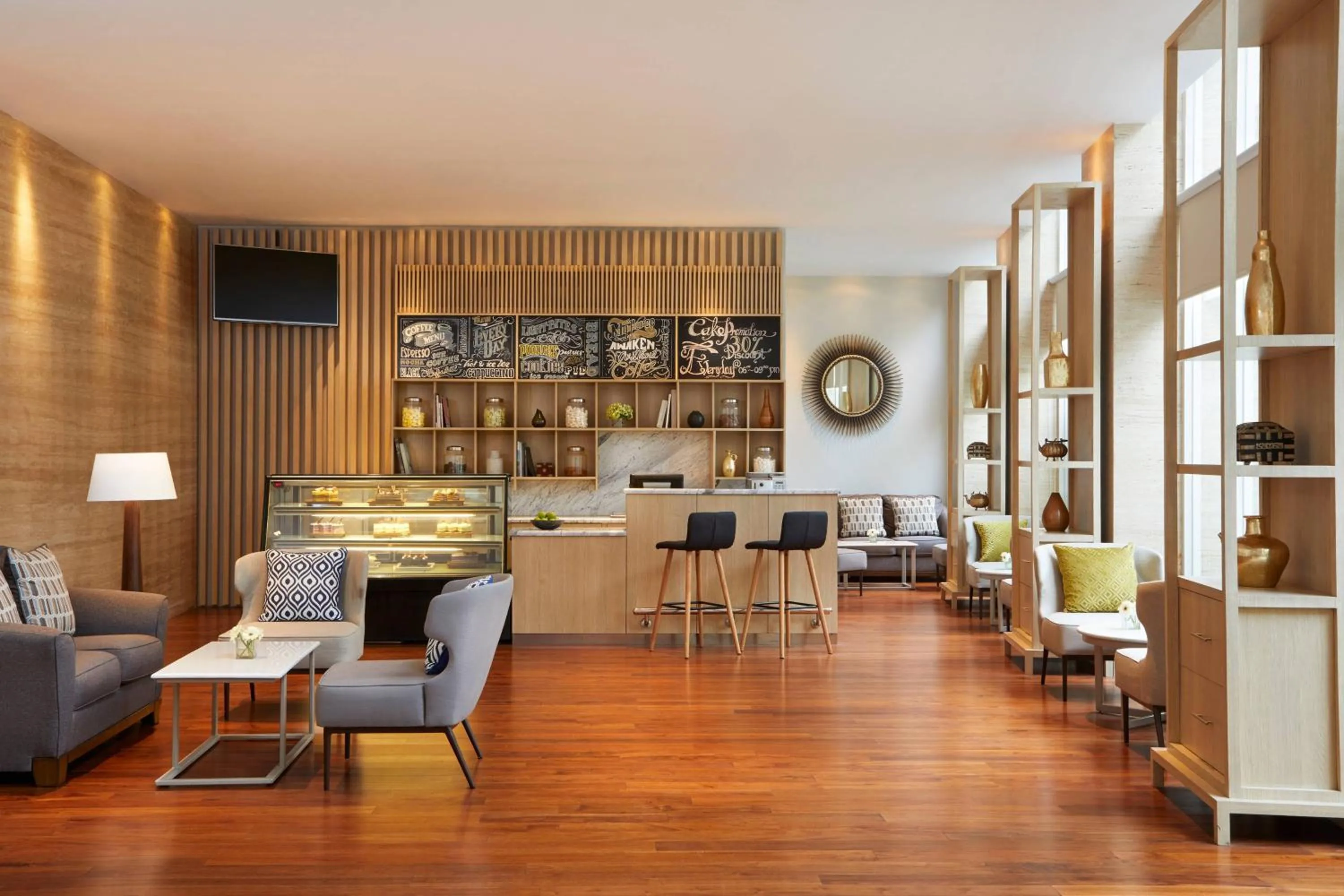 Lounge or bar in Courtyard by Marriott Bandung Dago