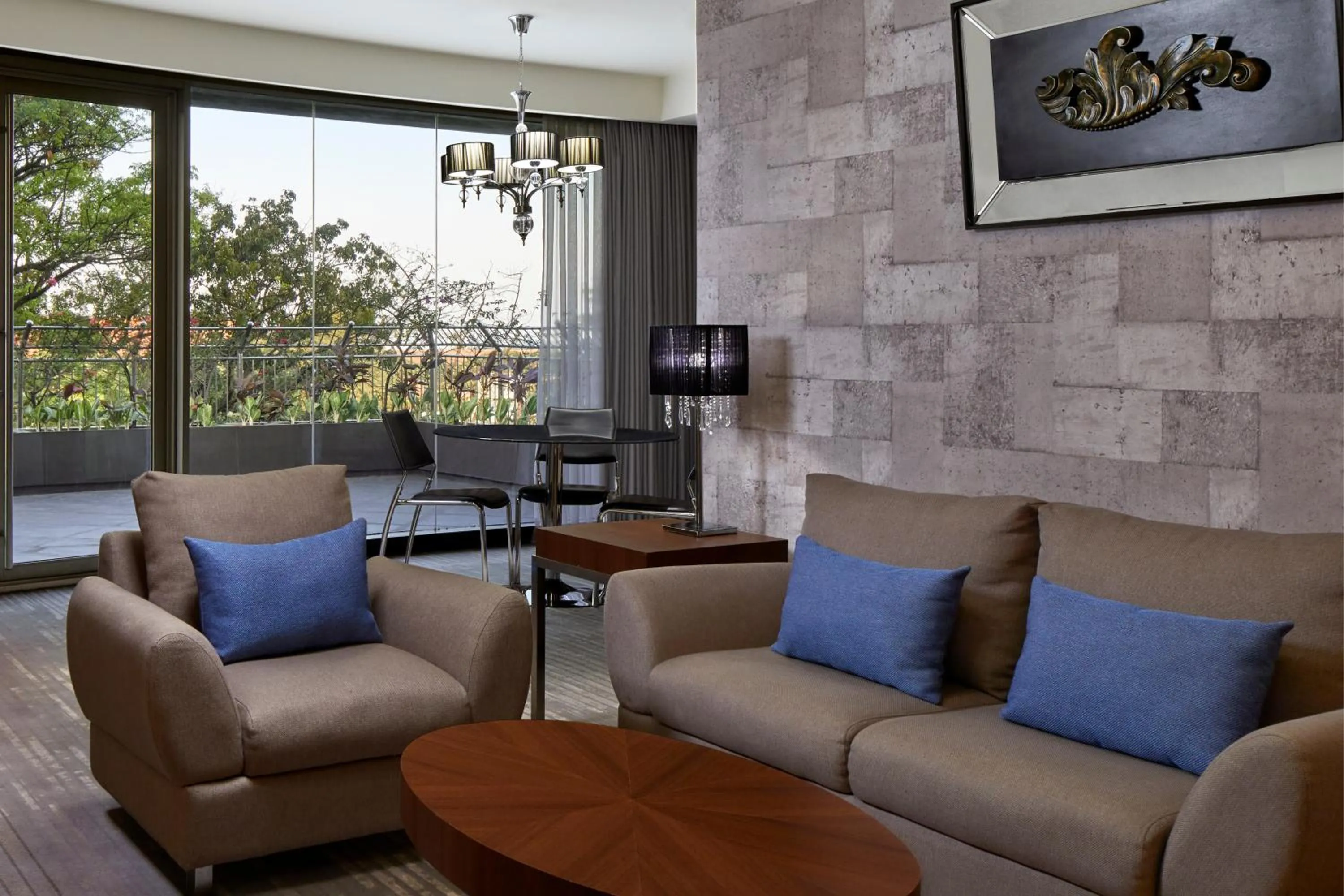 Living room in Courtyard by Marriott Bandung Dago