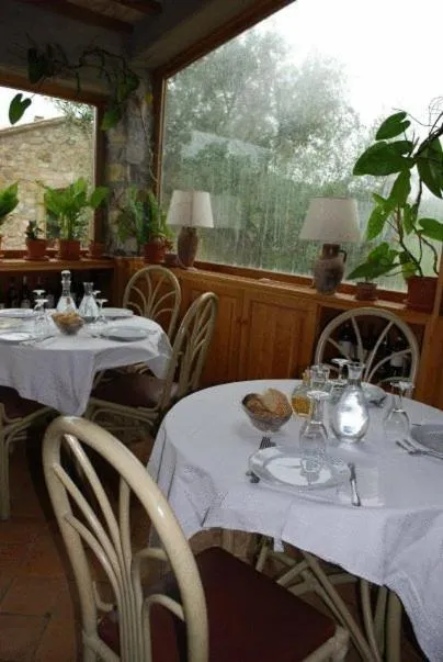 Restaurant/places to eat in Le Murelle Country Resort