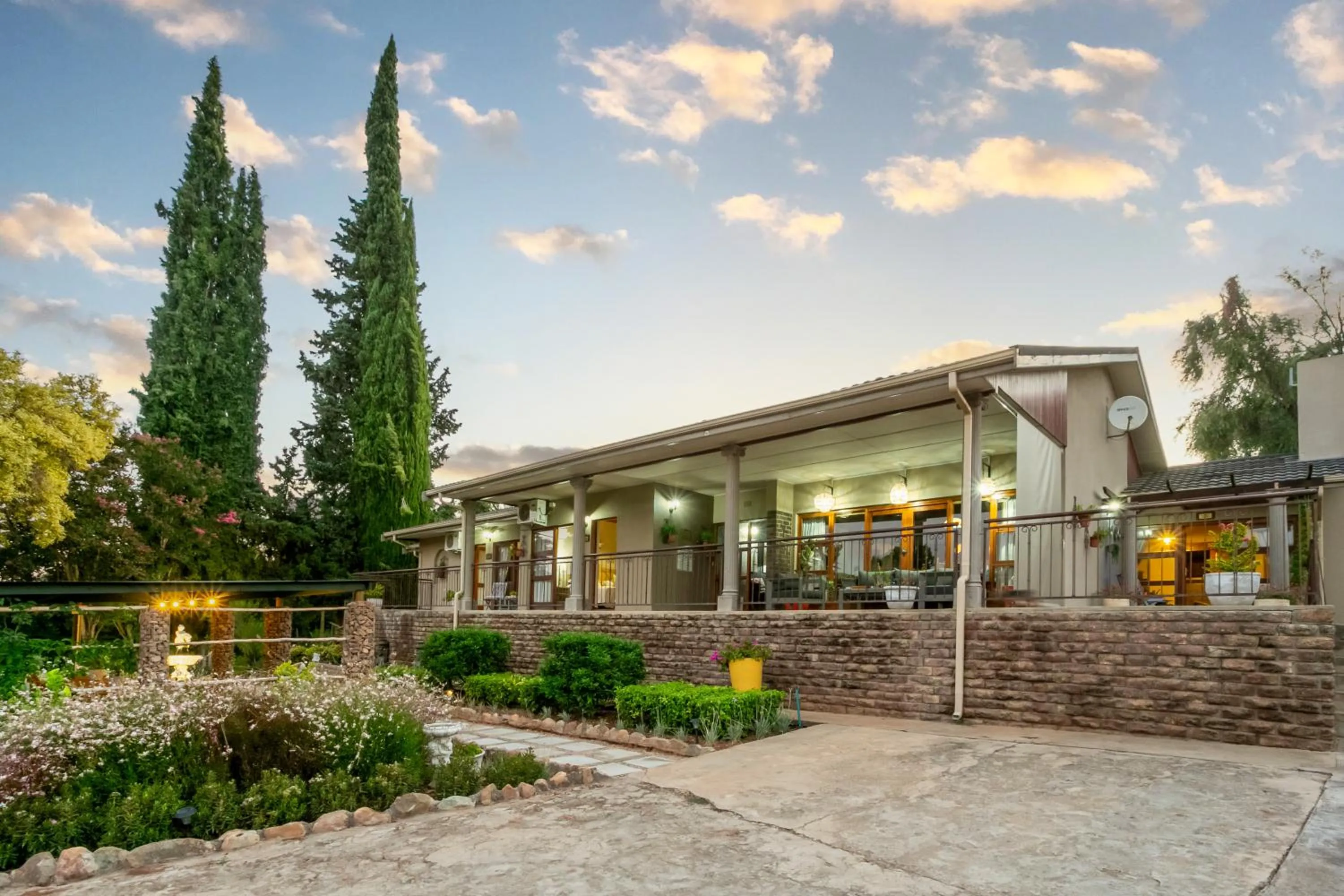 Property building in Die Fonteine Country Guesthouse and Glamping