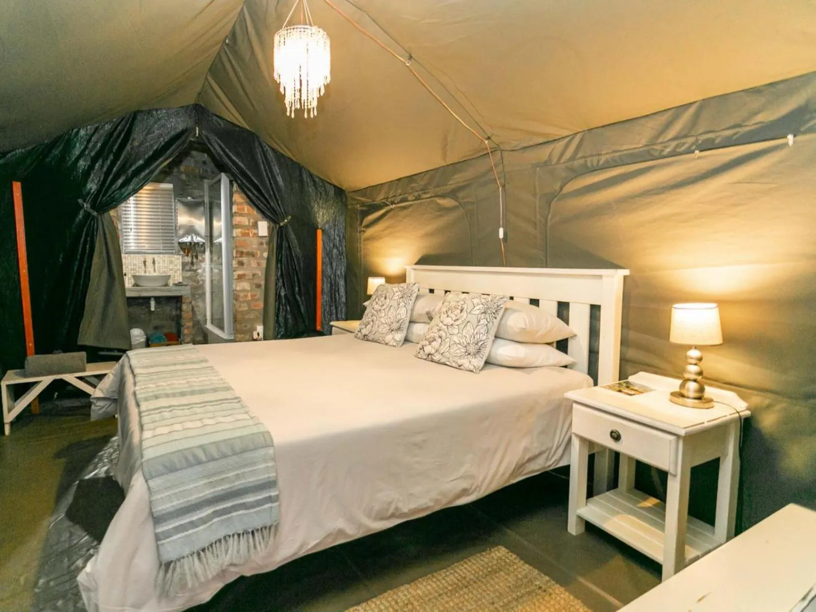Bedroom, Bed in Die Fonteine Country Guesthouse and Glamping