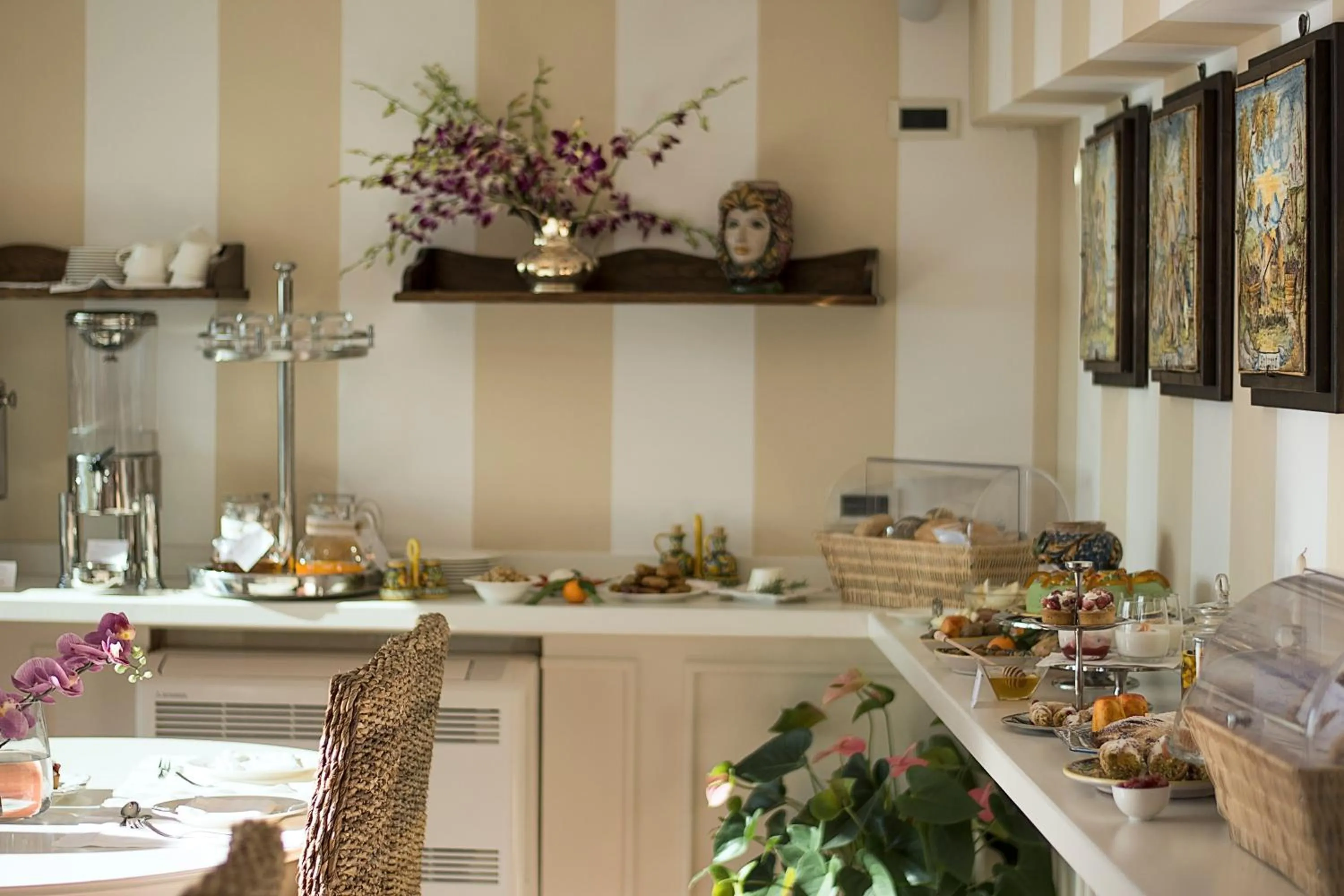 Italian breakfast in Villa Le Terrazze Charming Rooms