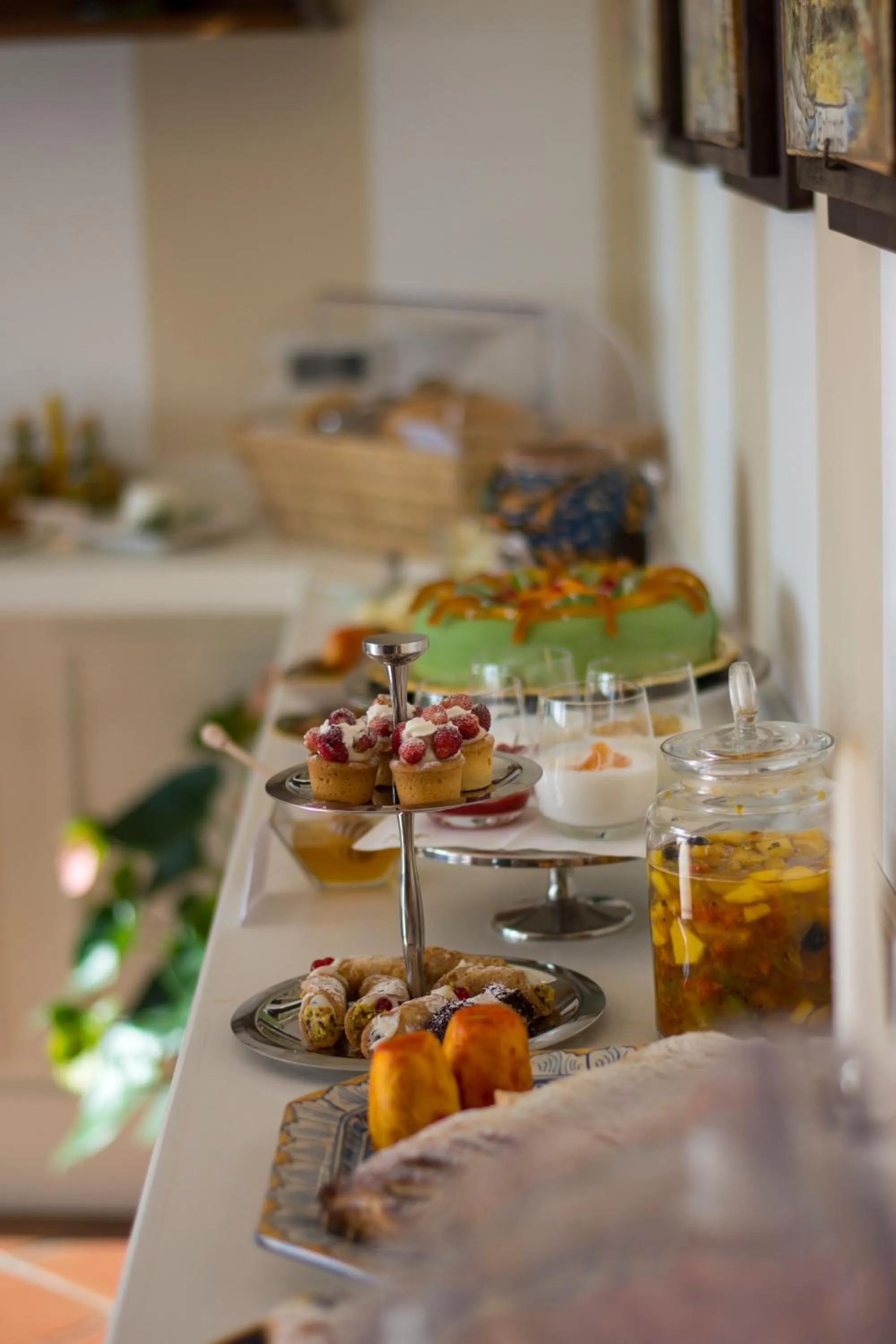 Italian breakfast in Villa Le Terrazze Charming Rooms