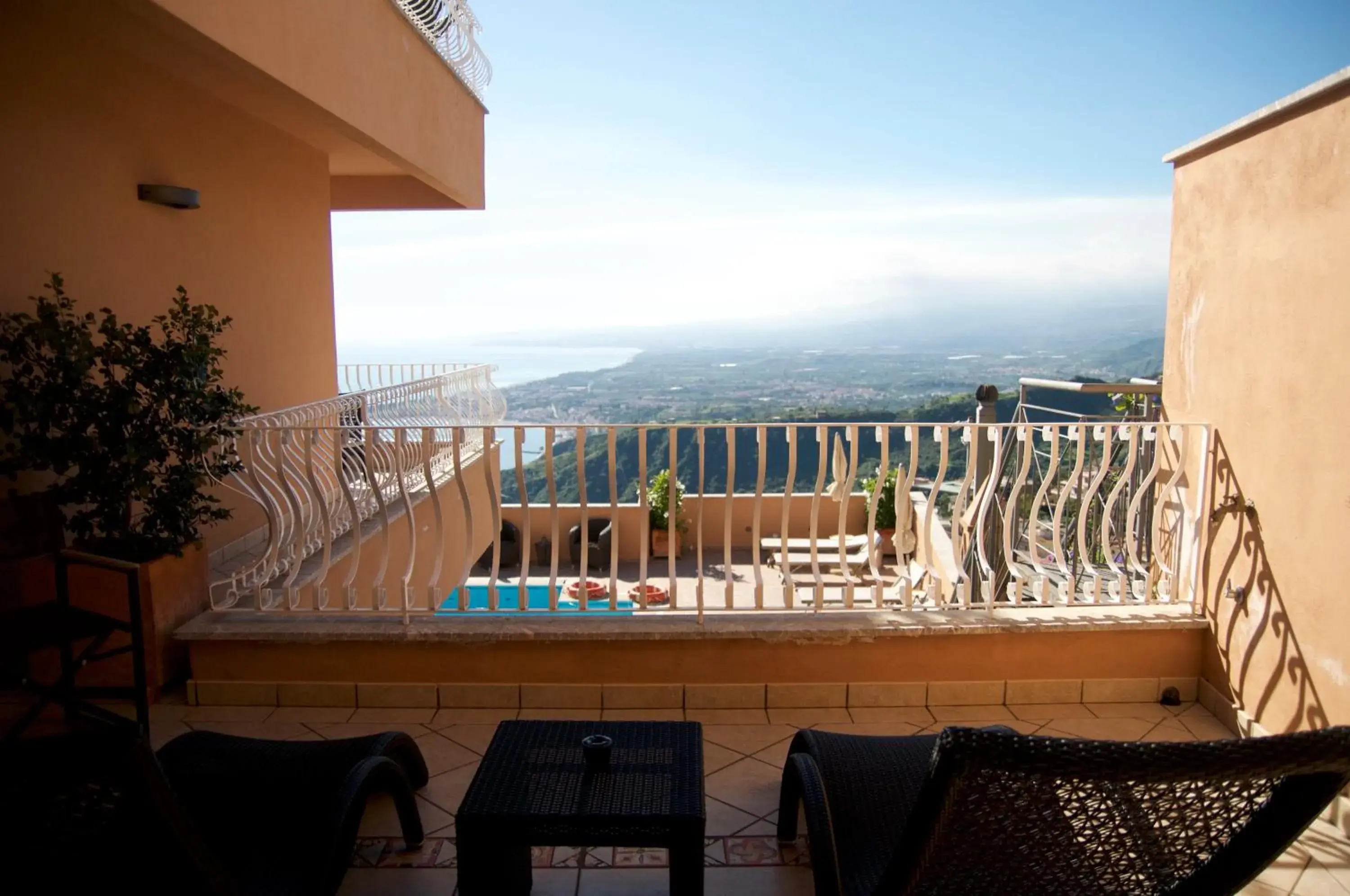 Superior Double Room in Villa Le Terrazze Charming Rooms Superior Double Room in Villa Le Terrazze Charming Rooms