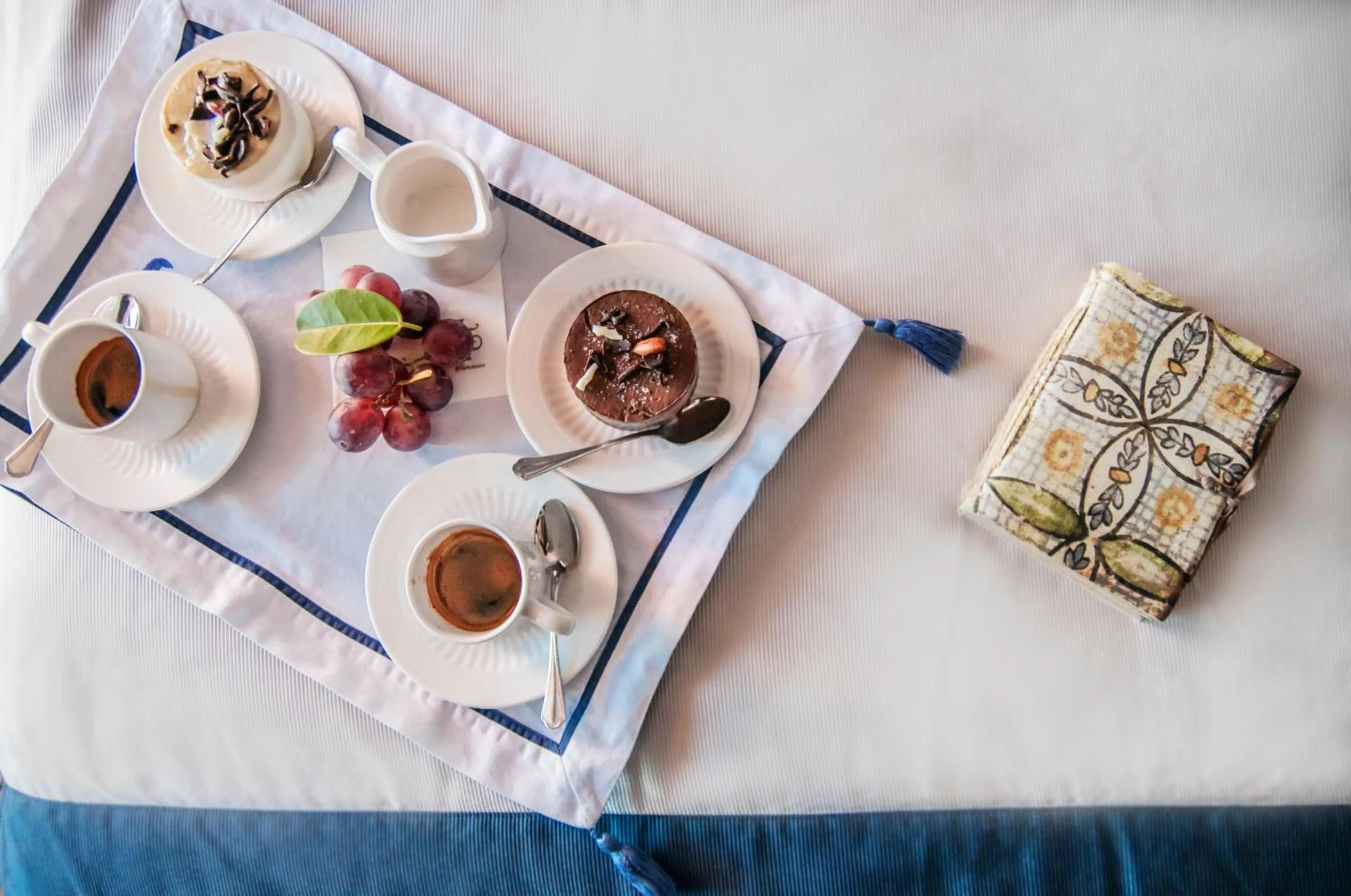 Breakfast in Villa Le Terrazze Charming Rooms