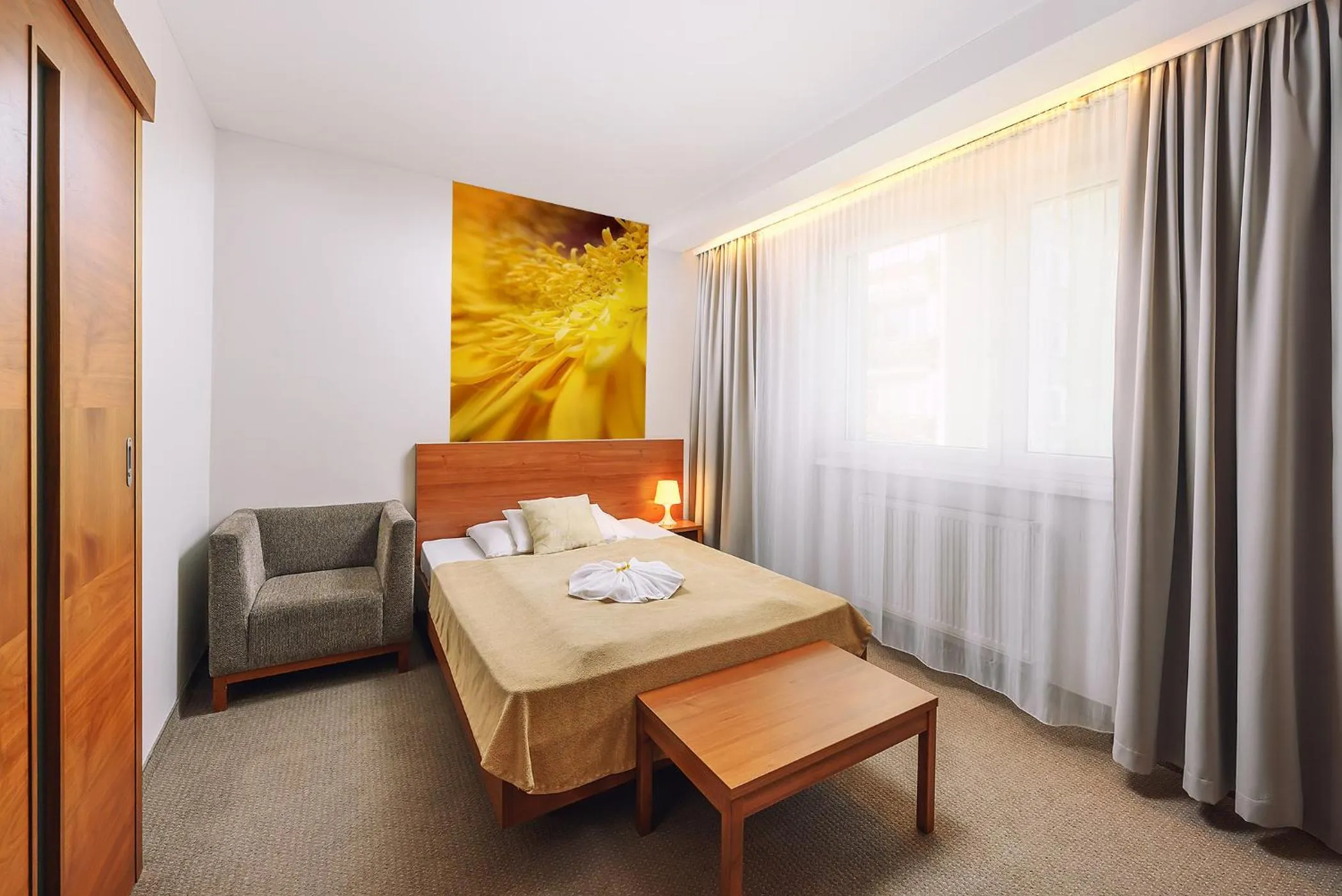 Bed in Hotel Janosik