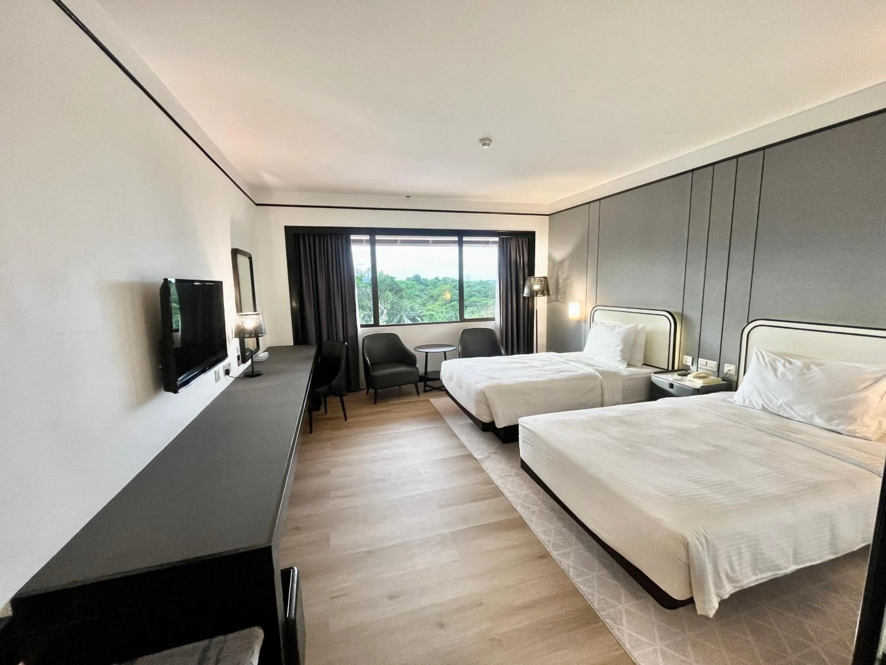 Bedroom, Bed in Sabah Hotel