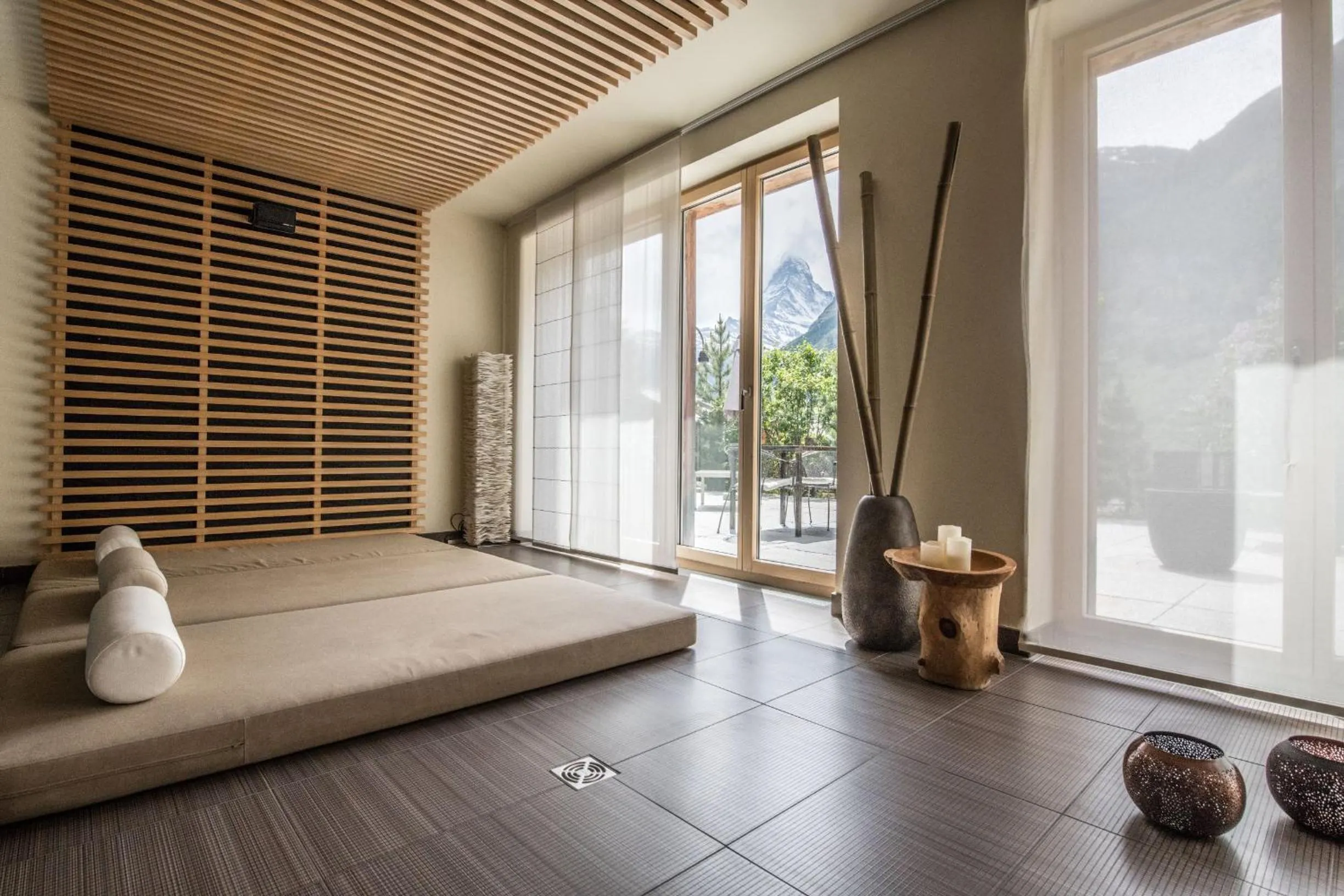 Sauna, Bed in Alpenlodge