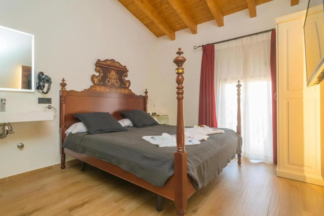 Bed in TI Central Maria