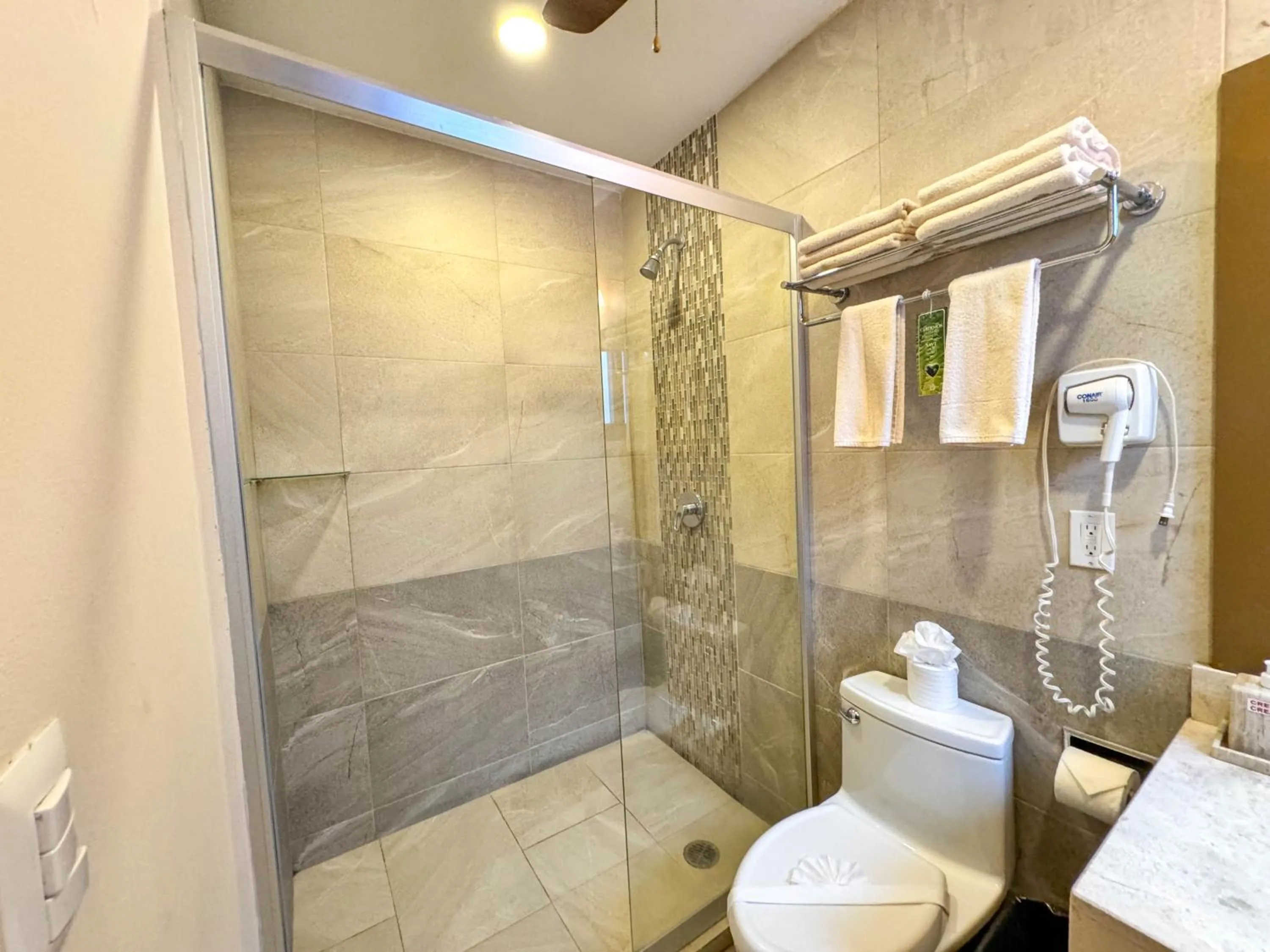 Shower in Grand Fifty Suites