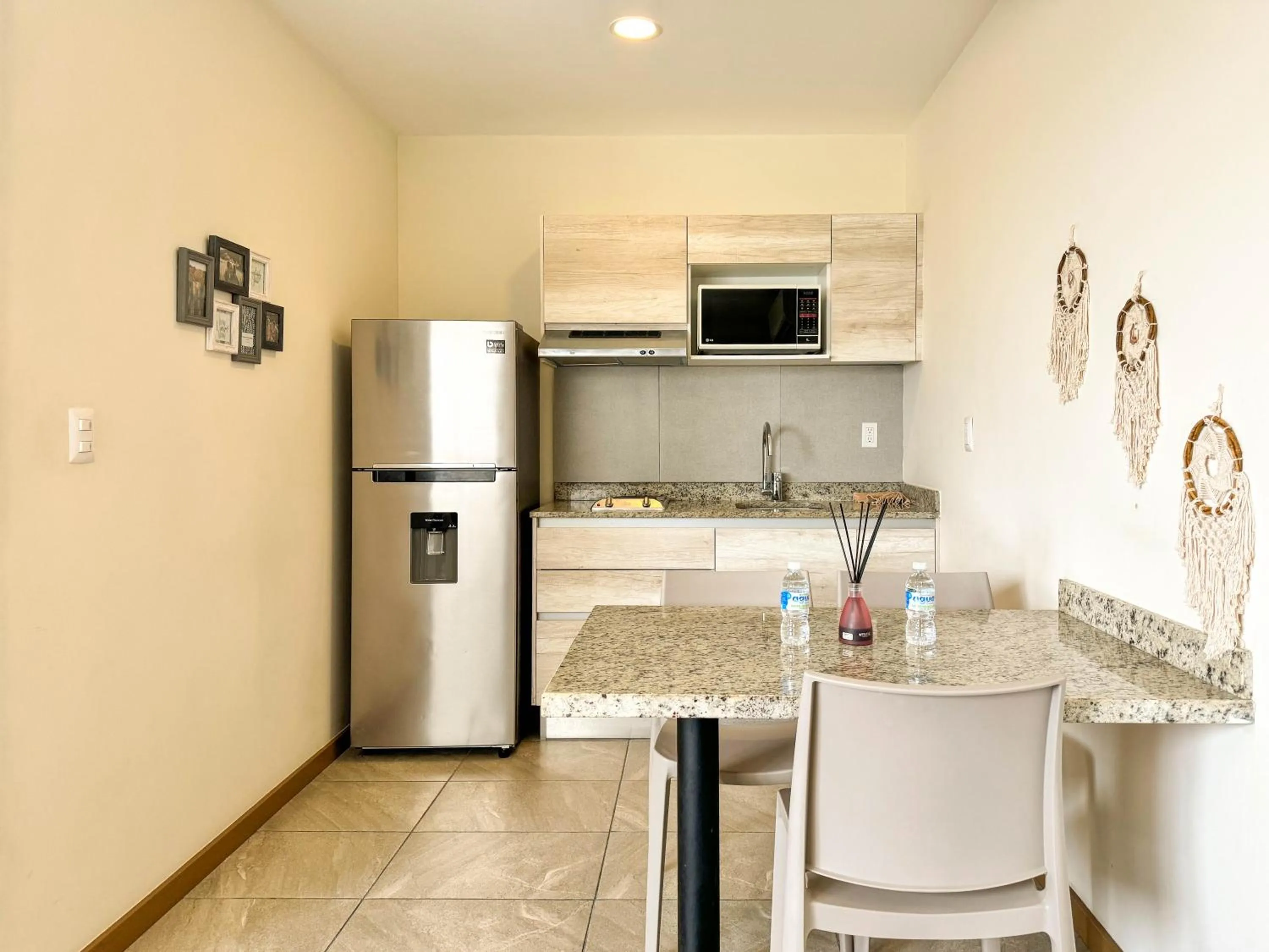 Kitchen or kitchenette in Grand Fifty Suites