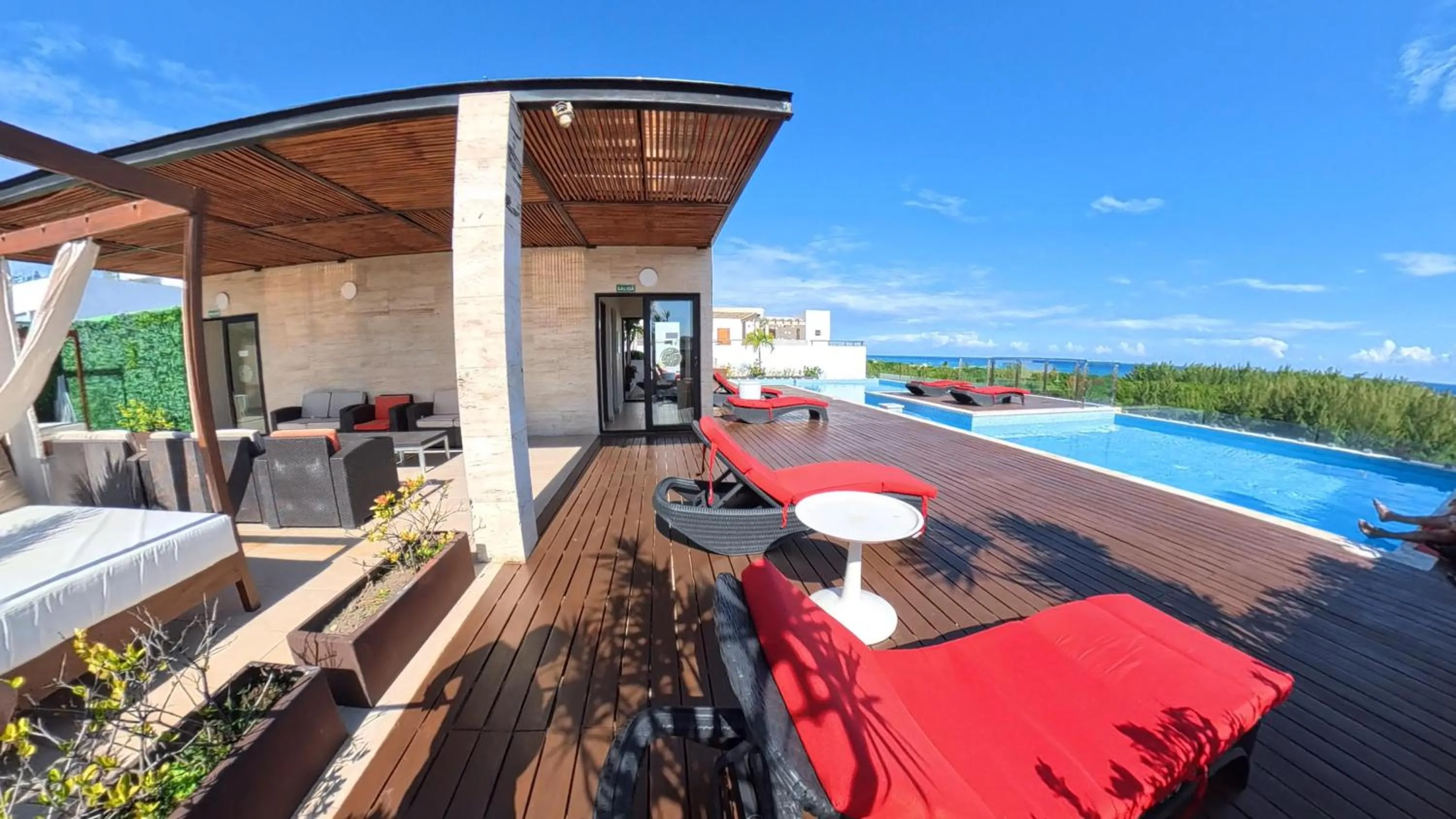 Swimming pool in Grand Fifty Suites