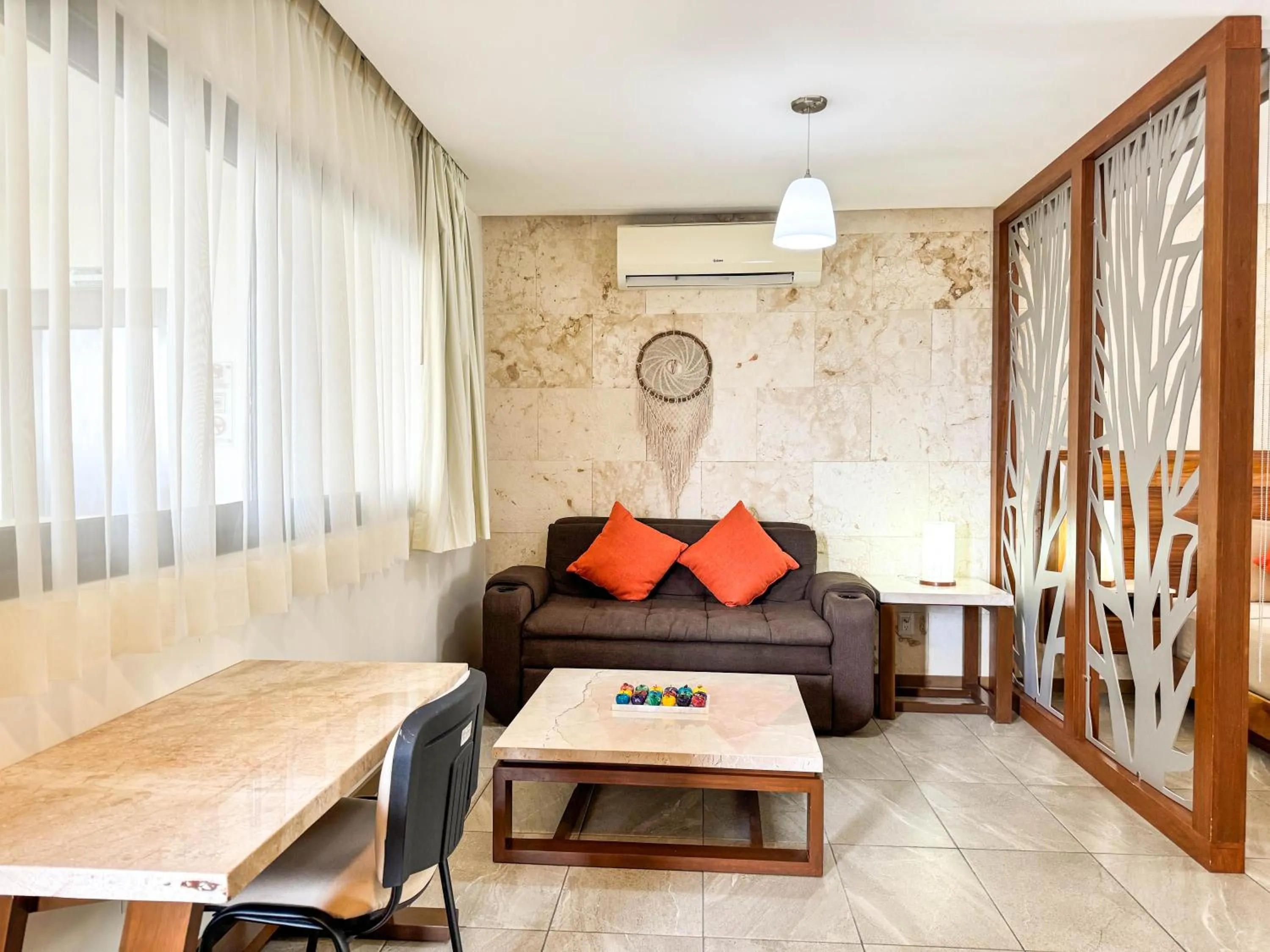 Living room in Grand Fifty Suites