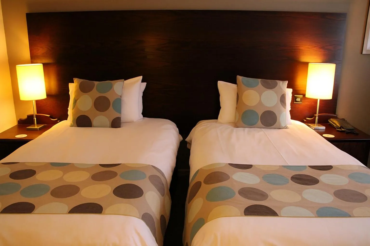 Bed in Dukes Head Hotel