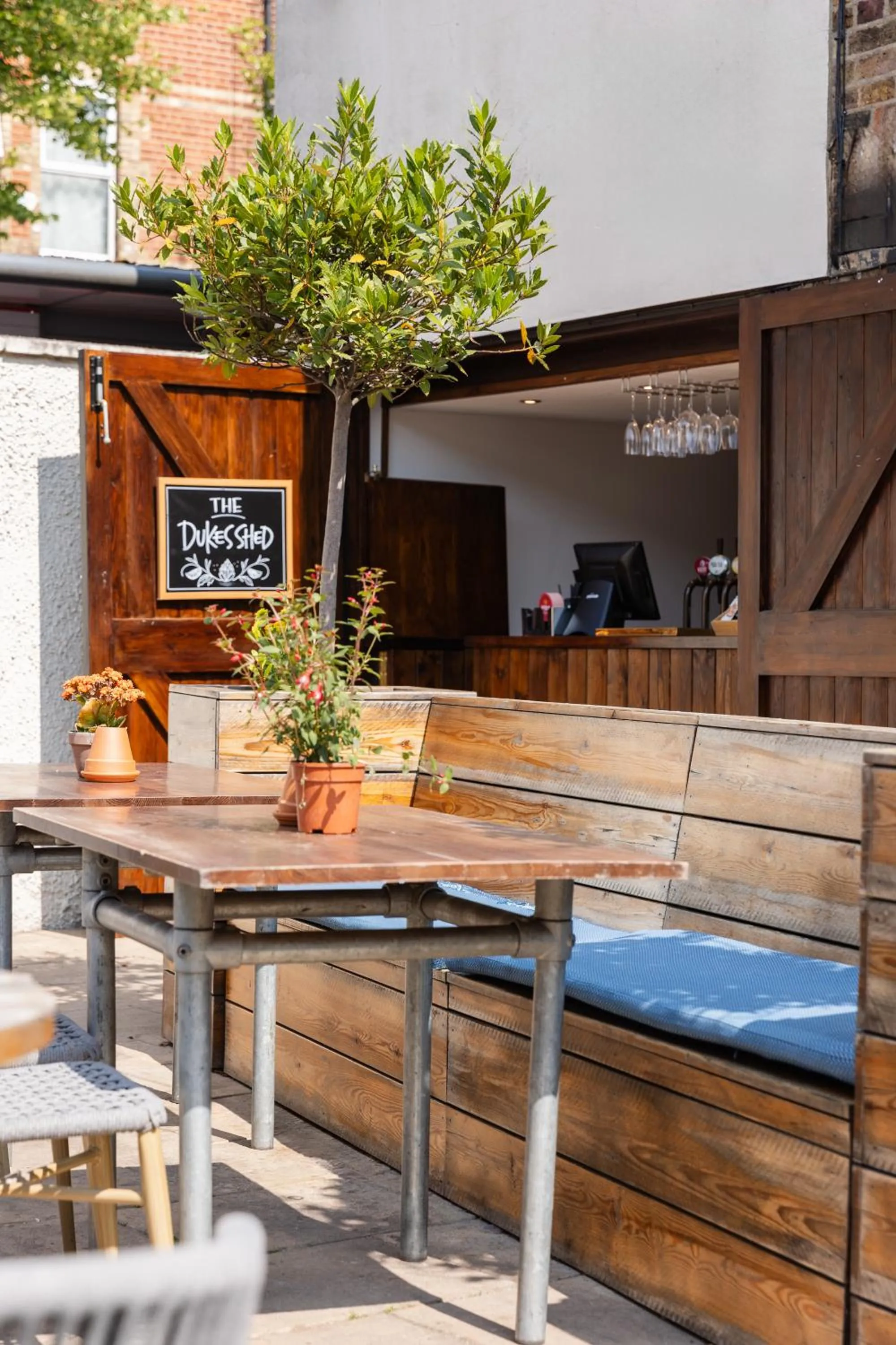 Garden in Dukes Head Hotel