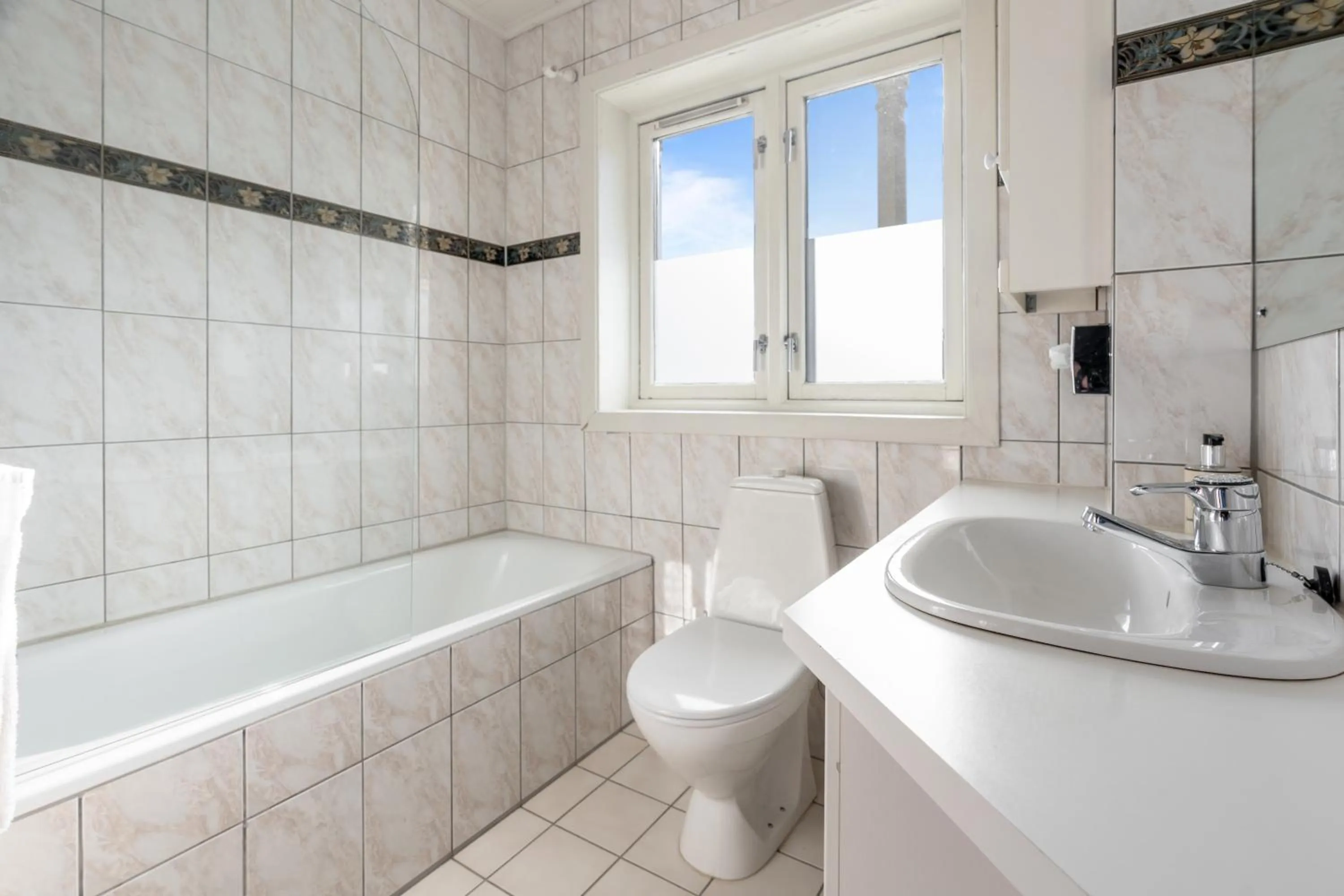 Bathroom in Fleischer's Hotel