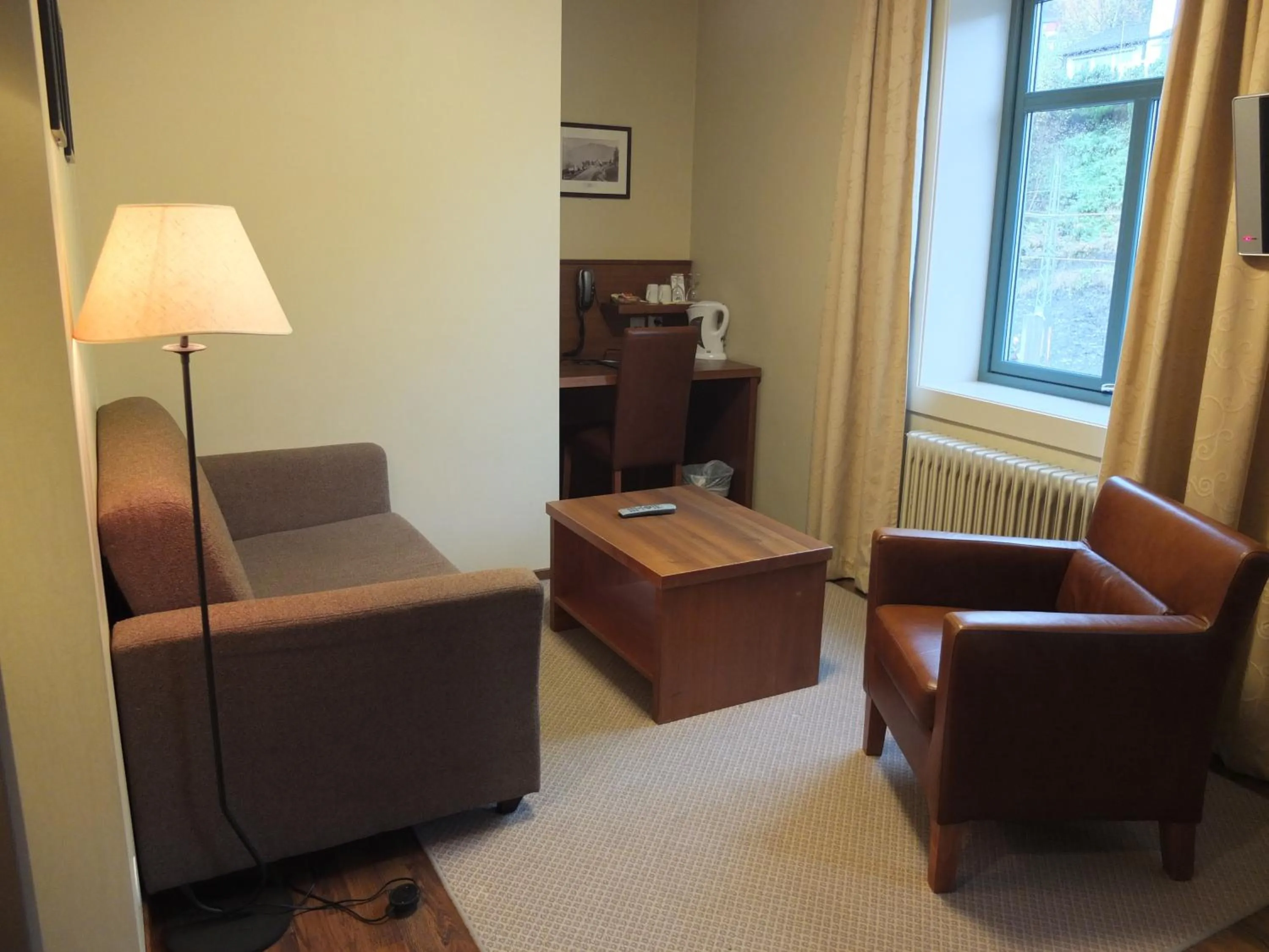 Seating area in Fleischer's Hotel