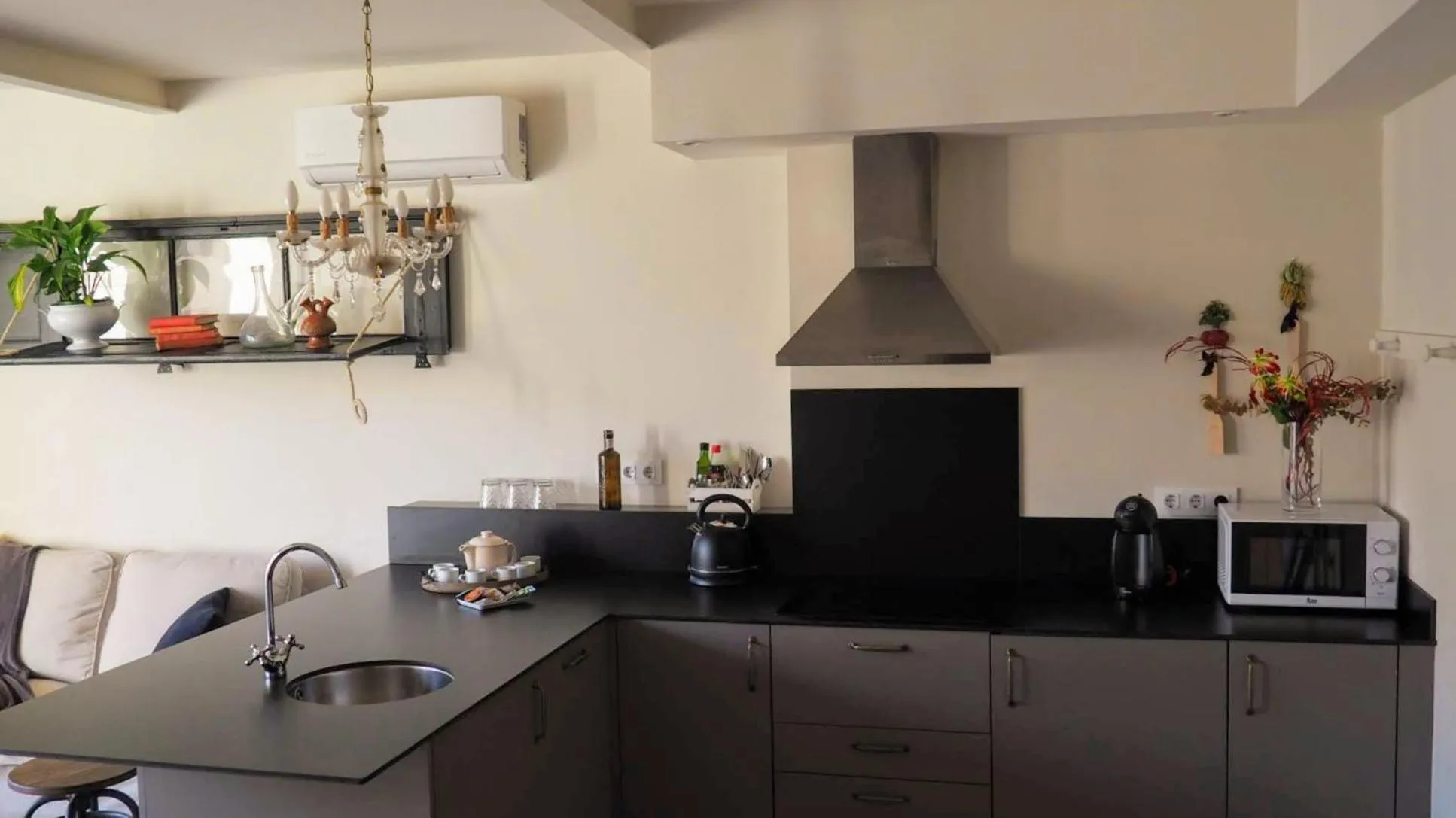 Kitchen or kitchenette in El Jardinet de Sant Esteve