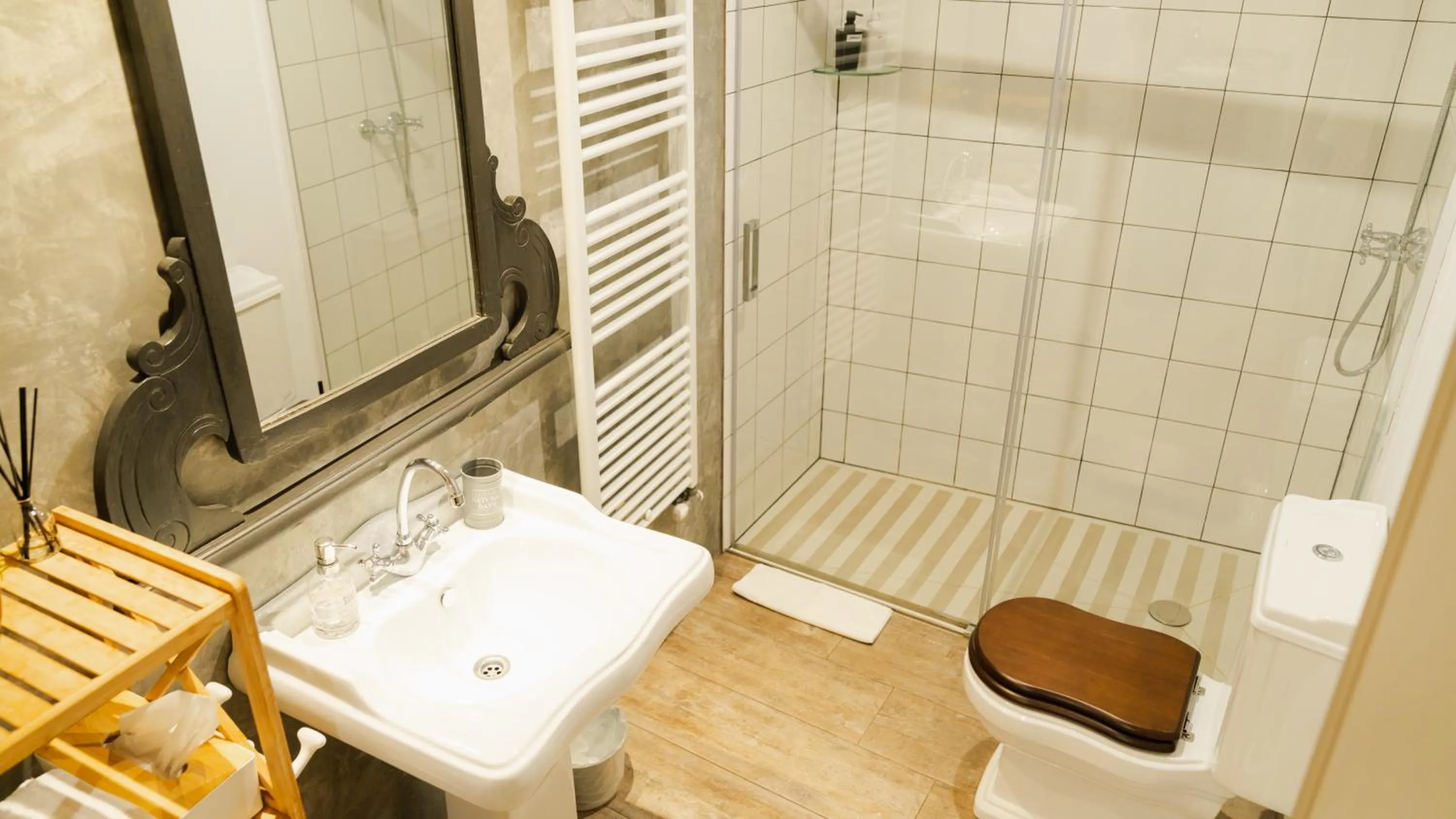 Toilet in El Jardinet de Sant Esteve