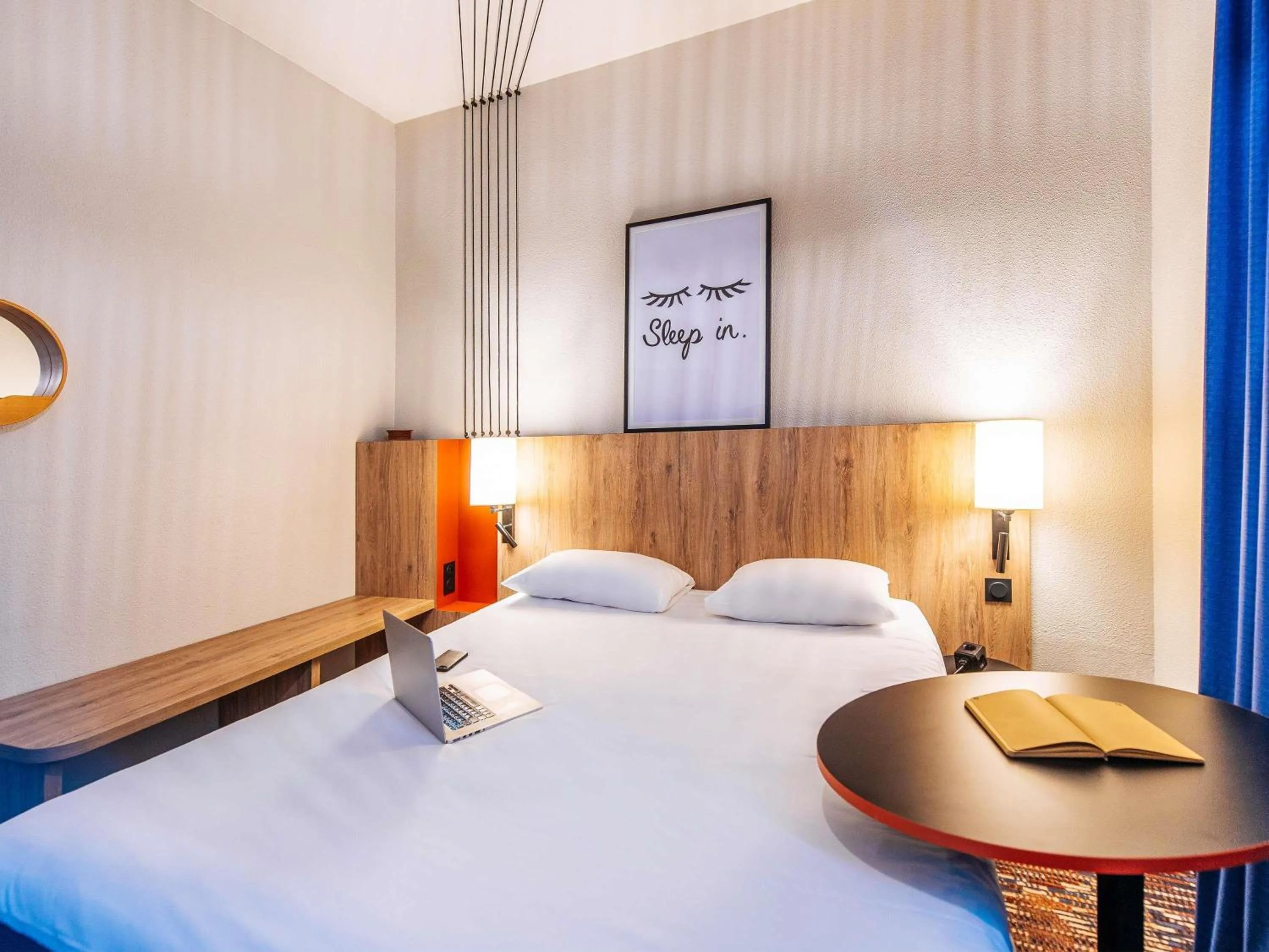 Bedroom, Bed in ibis Styles Toulouse Lavaur