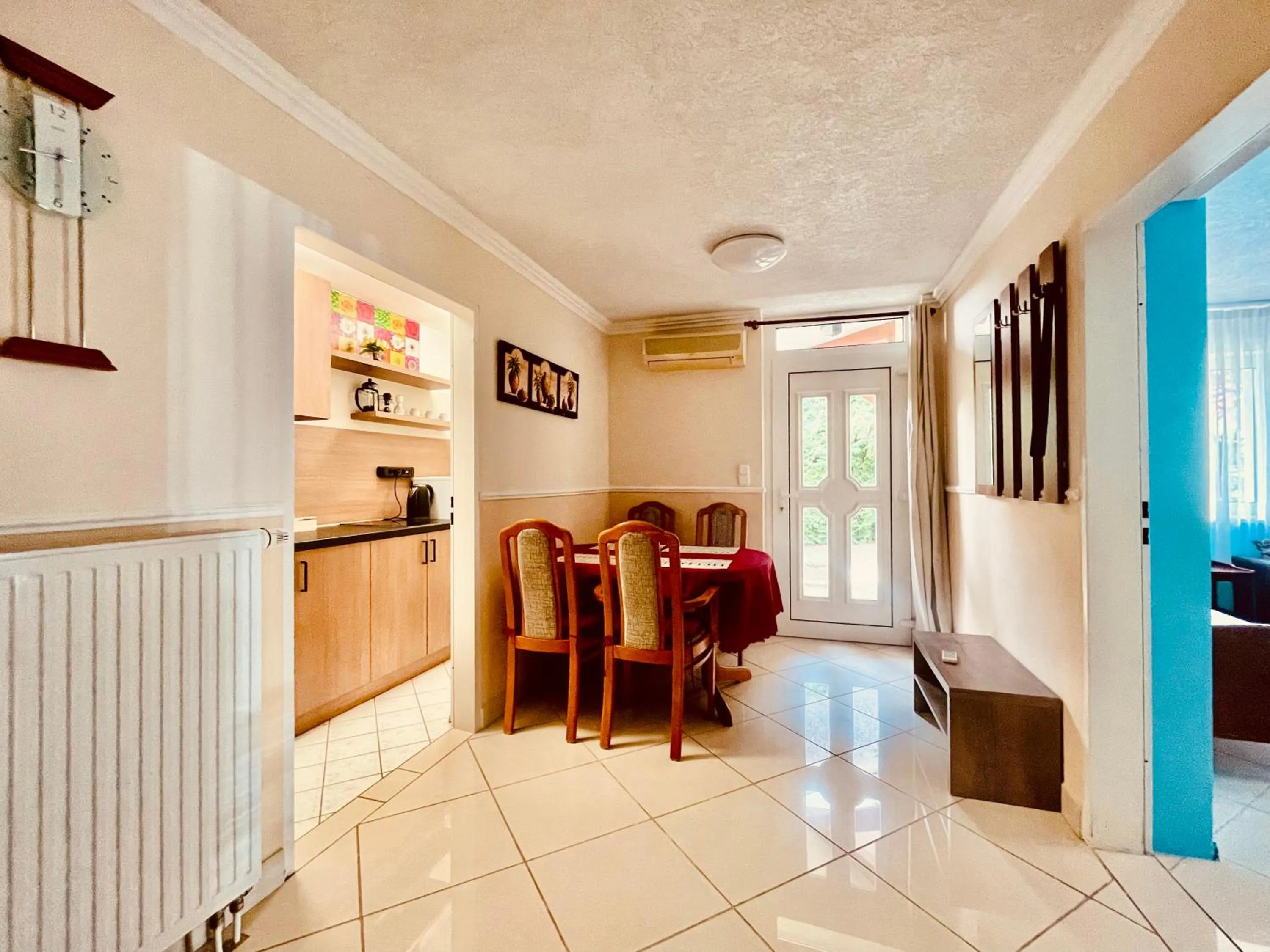 Dining area in Villa Lux