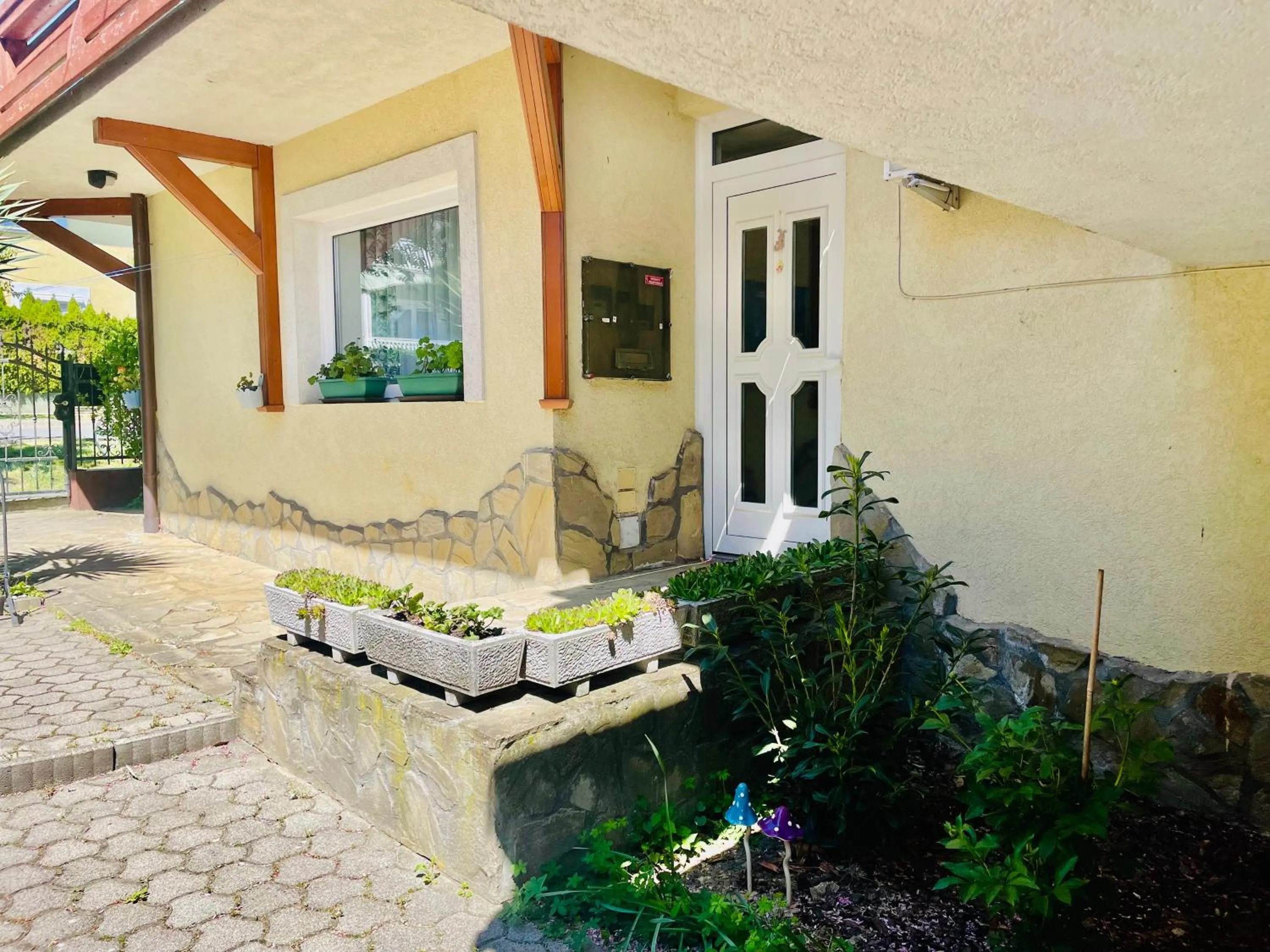 Villa Lux